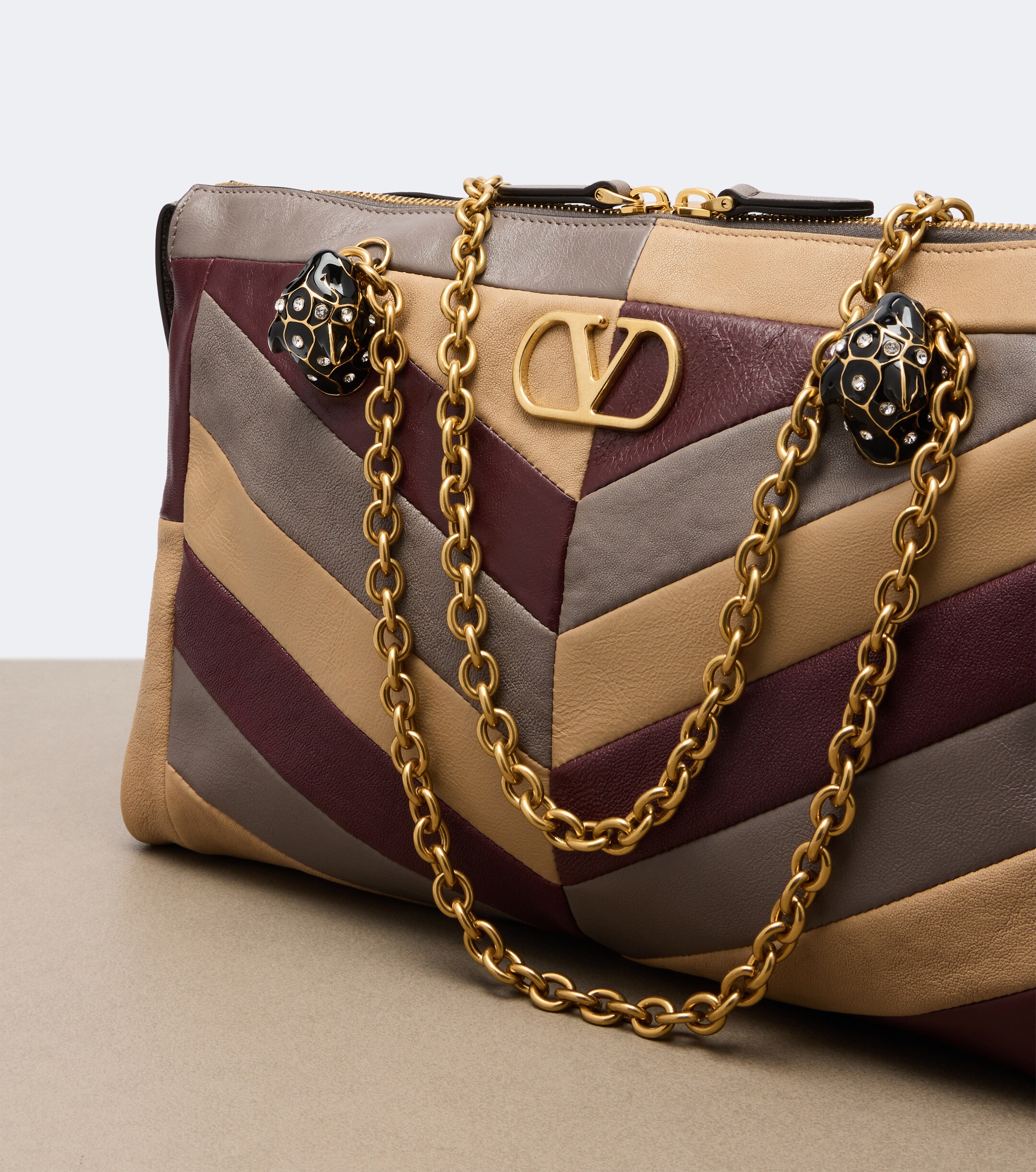 Valentino Garavani Valentino Garavani Panthea Medium chevron leather shoulder bag