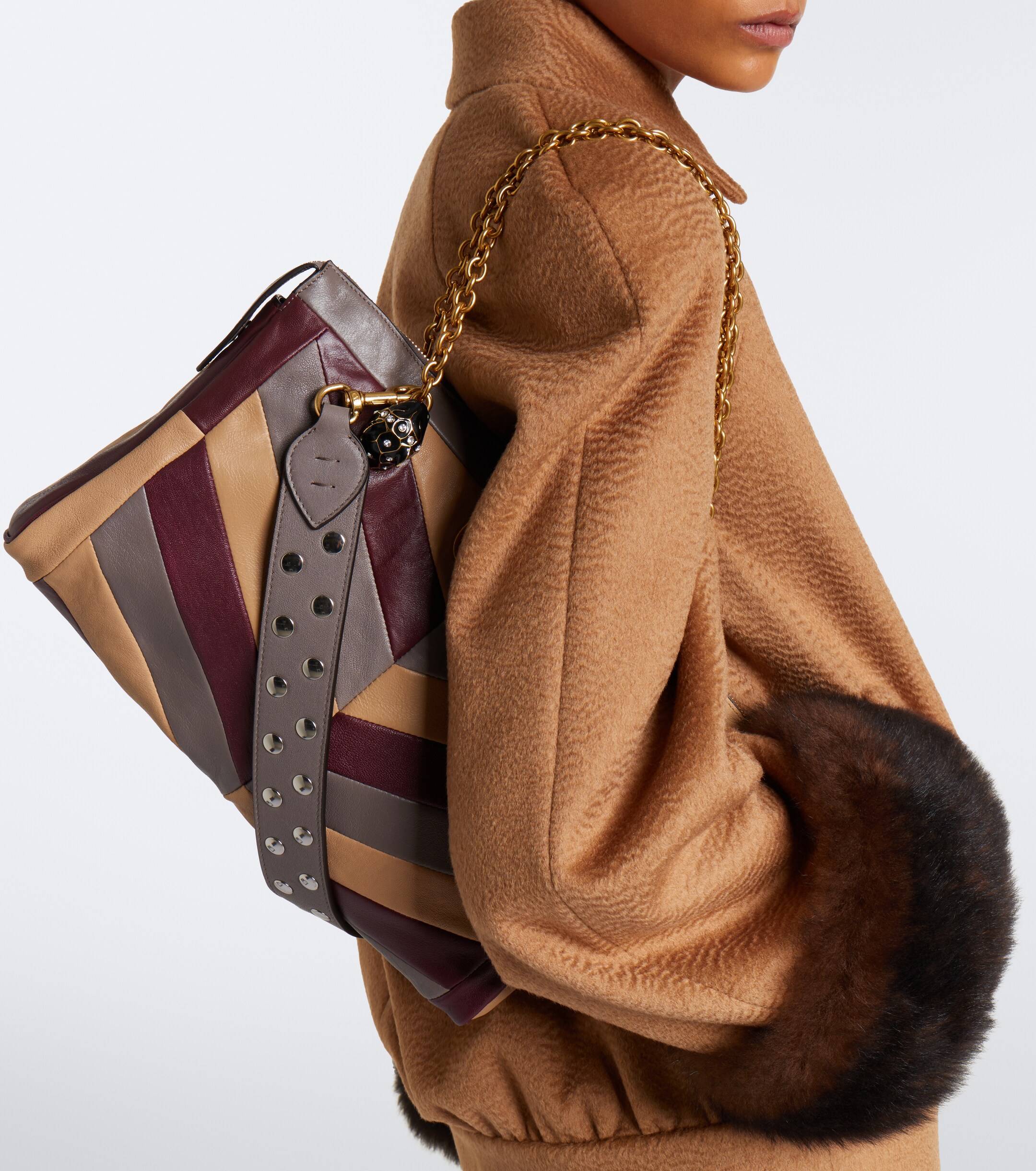 Valentino Garavani Valentino Garavani Panthea Medium chevron leather shoulder bag