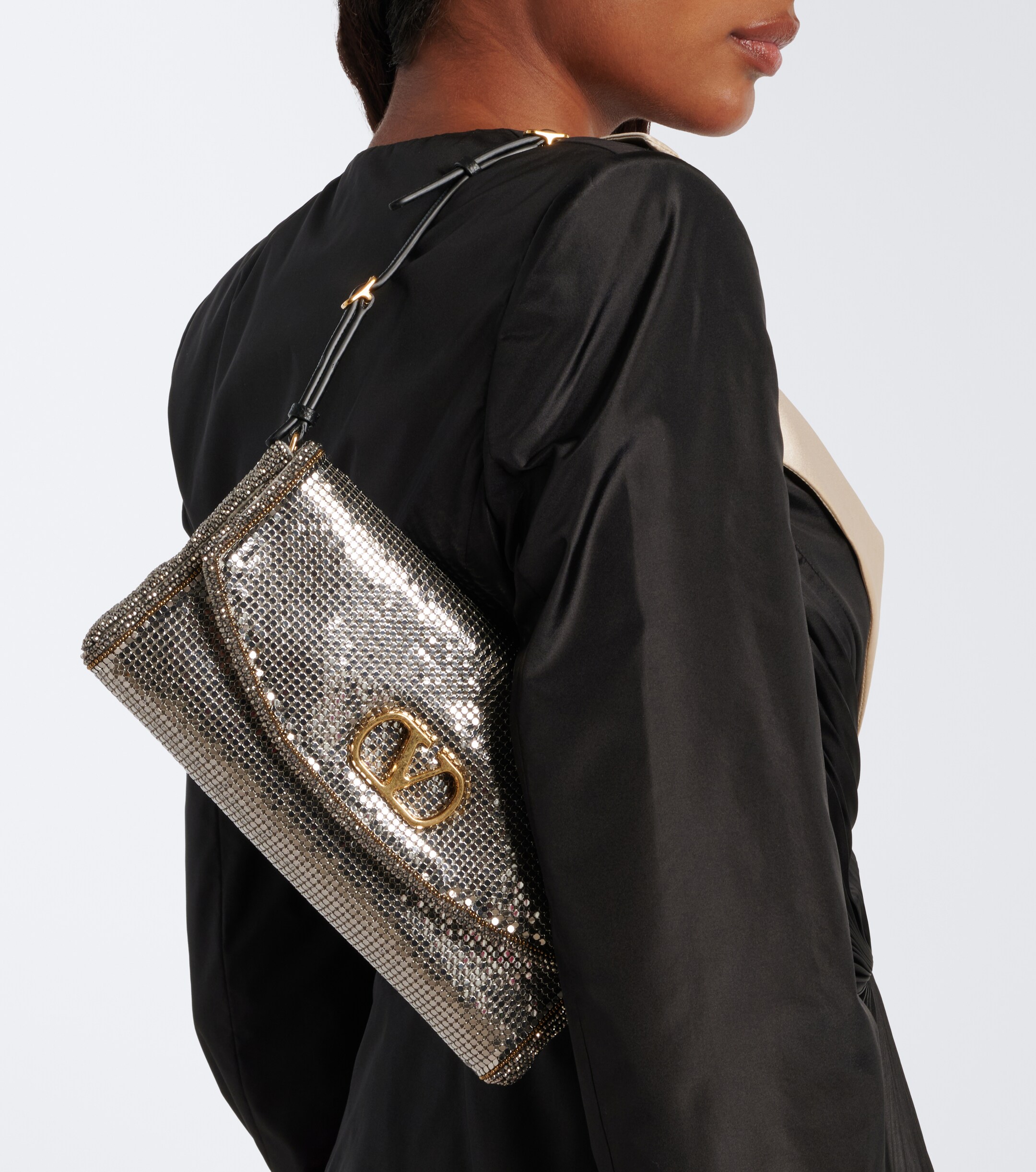 Valentino Garavani DeVain Small chainmail shoulder bag thumbnail