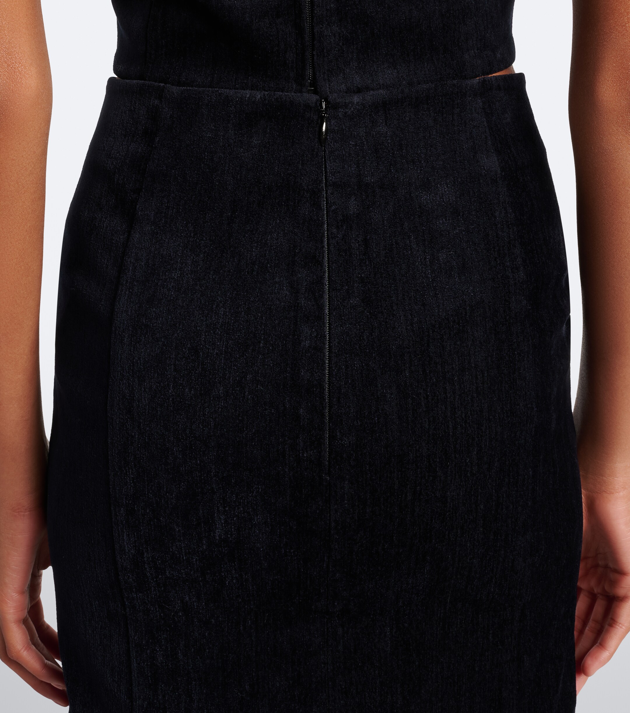 SHUSHU/TONG Shushu/Tong Bow-detail ruffled velvet midi skirt