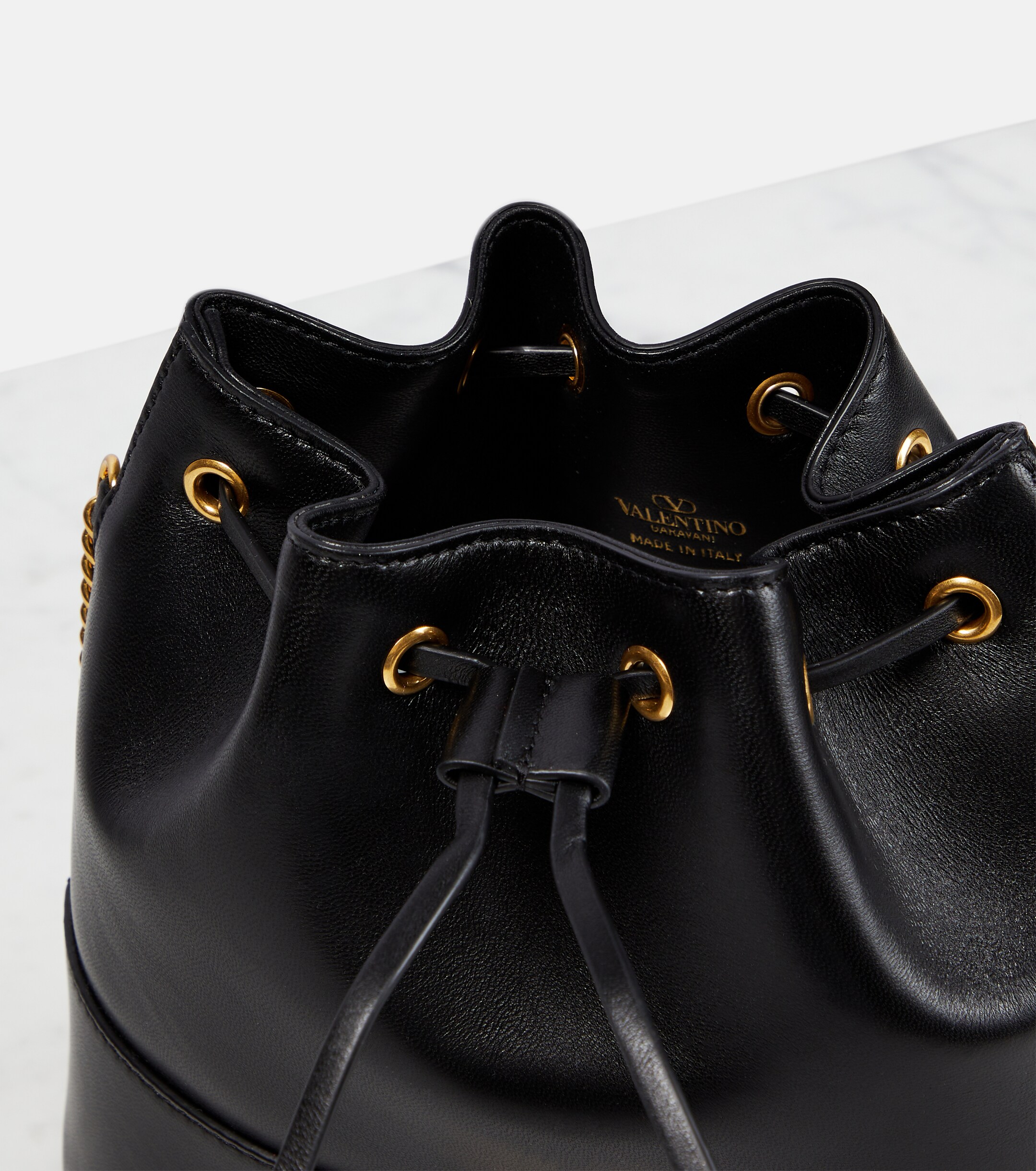 Valentino Garavani VLogo Signature Small leather bucket bag thumbnail