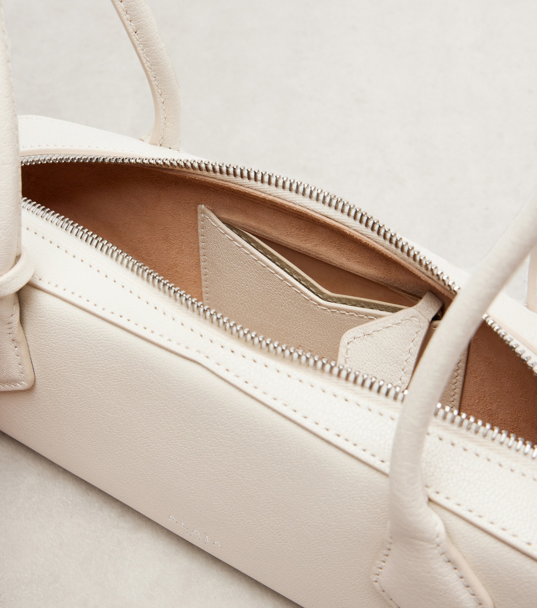 Alaïa Le Teckel Small leather shoulder bag