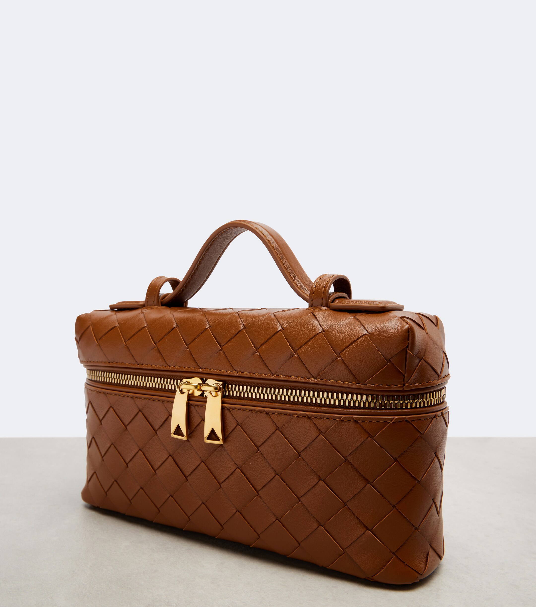 Bottega Veneta Bang Bang Intrecciato leather vanity bag