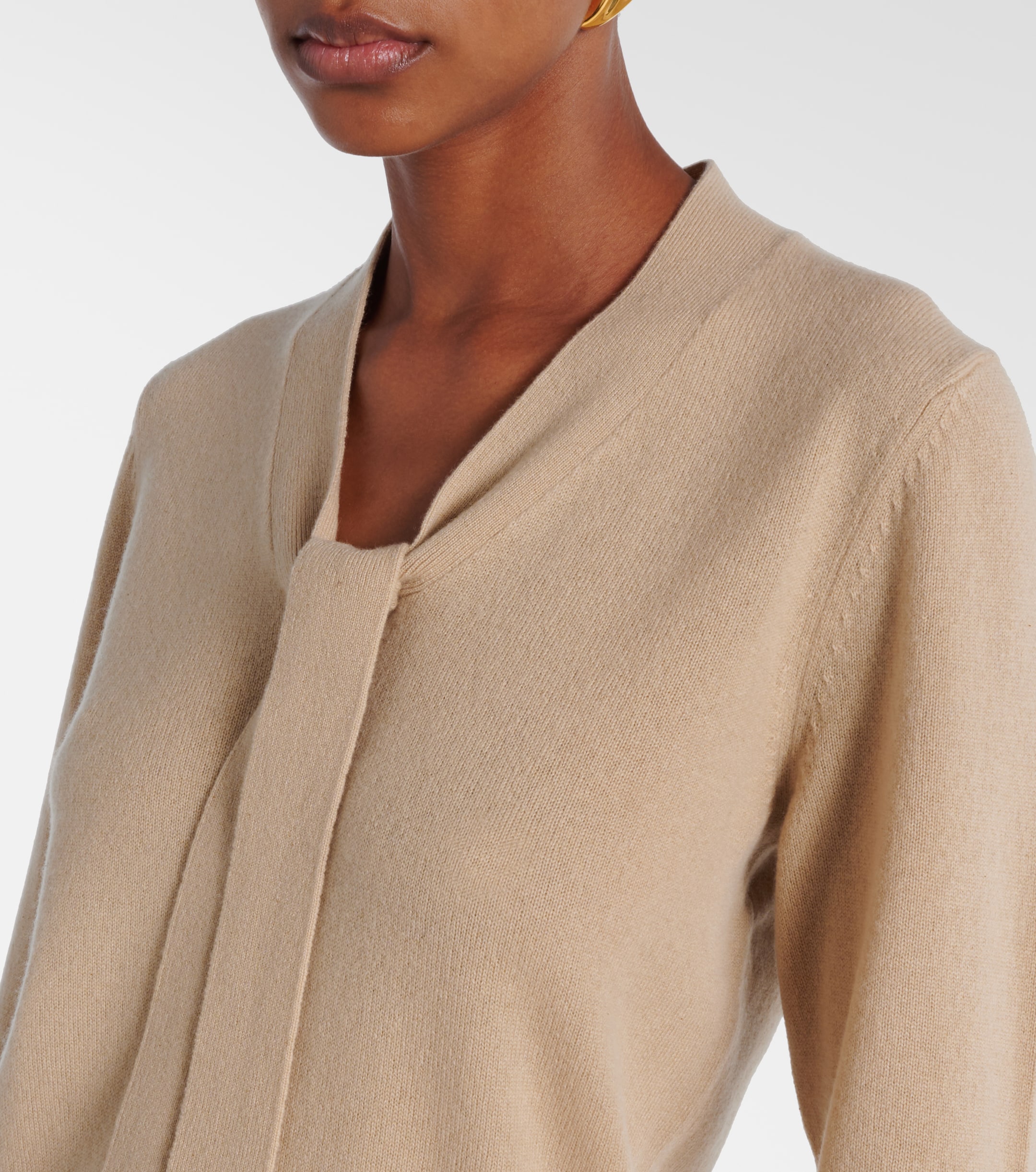 Nili Lotan Genesis cashmere sweater