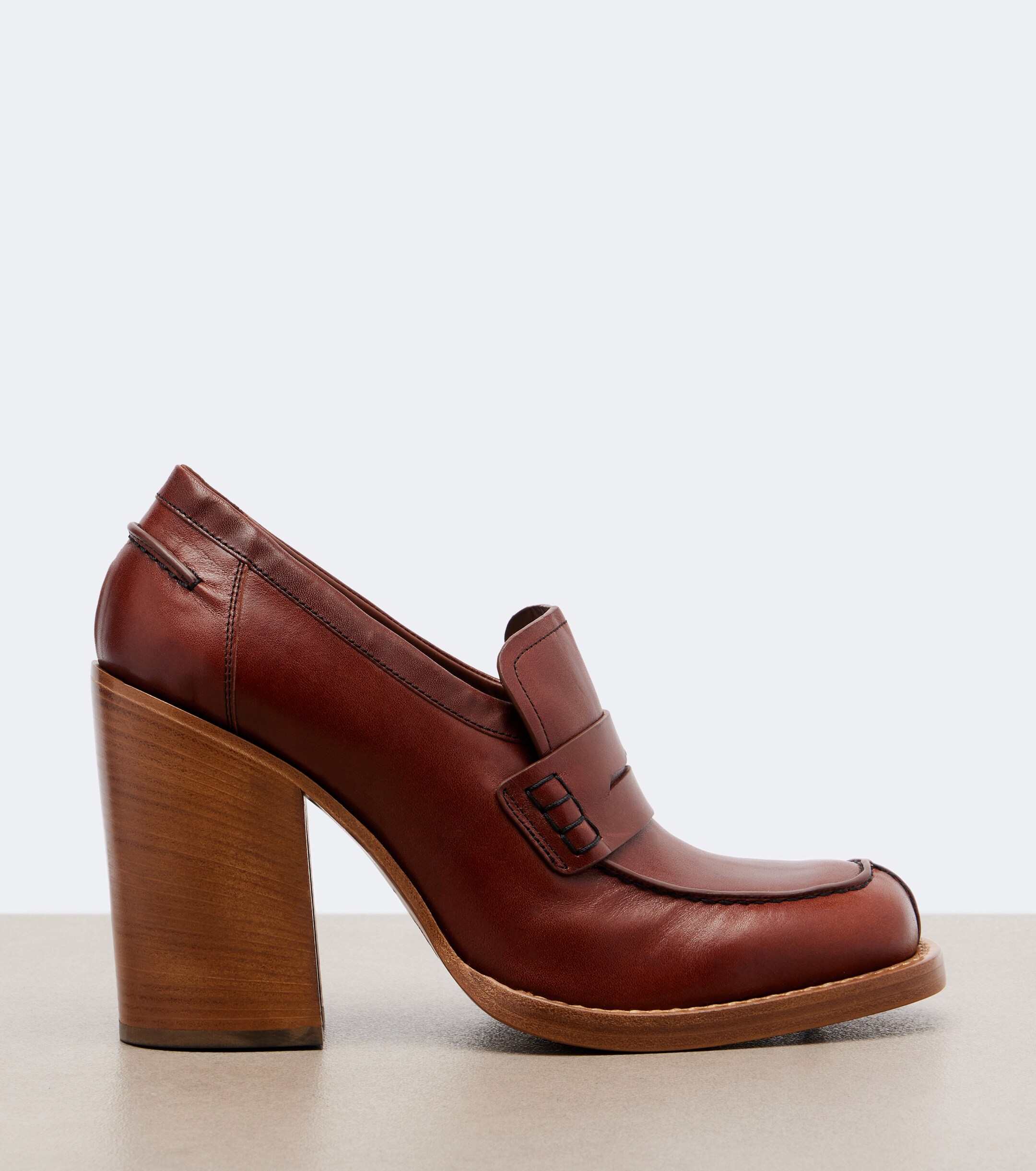 Dries Van Noten Dries Van Noten Leather loafer pumps