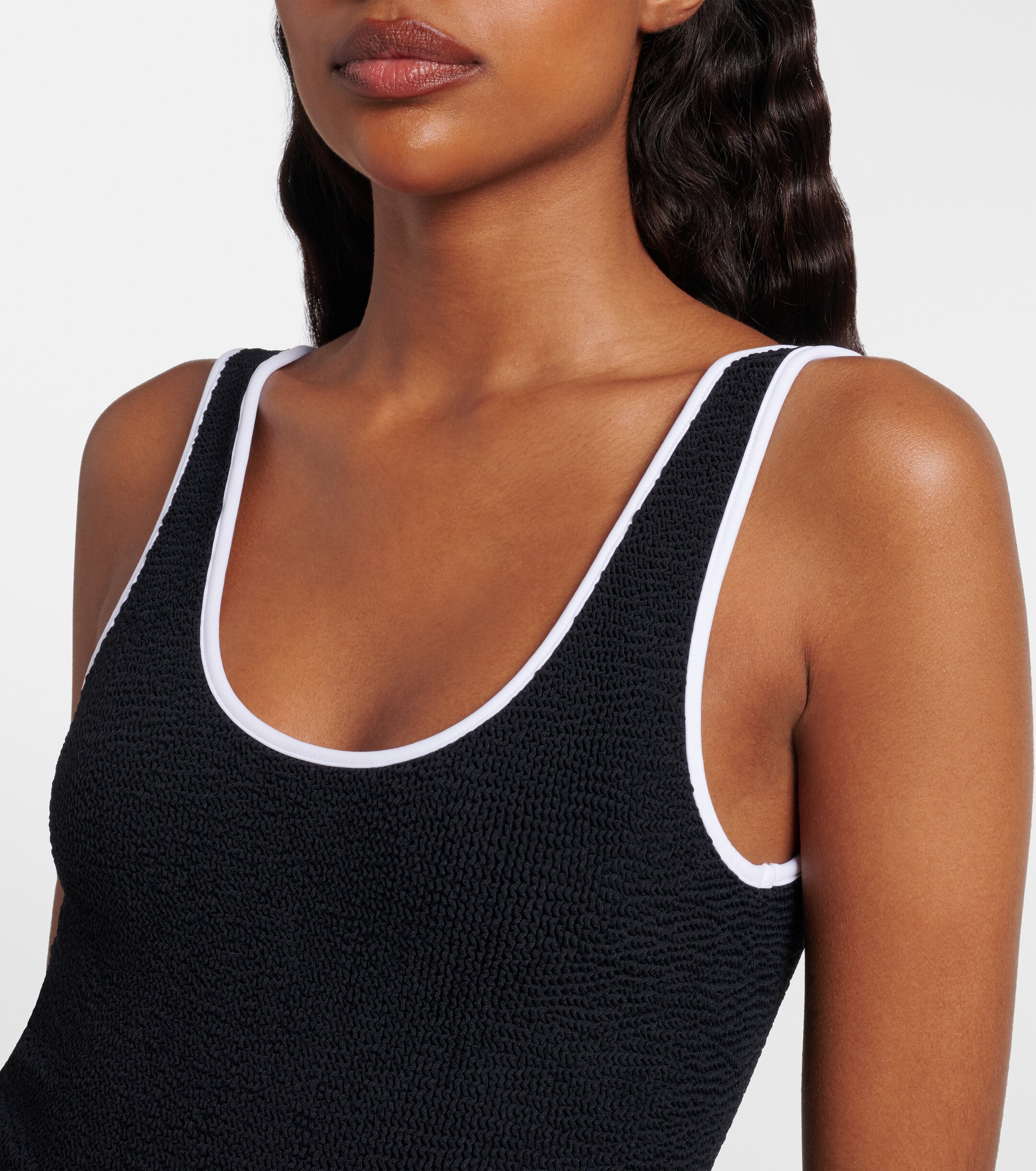 Hunza G Hunza G Coverage Faye swimsuit