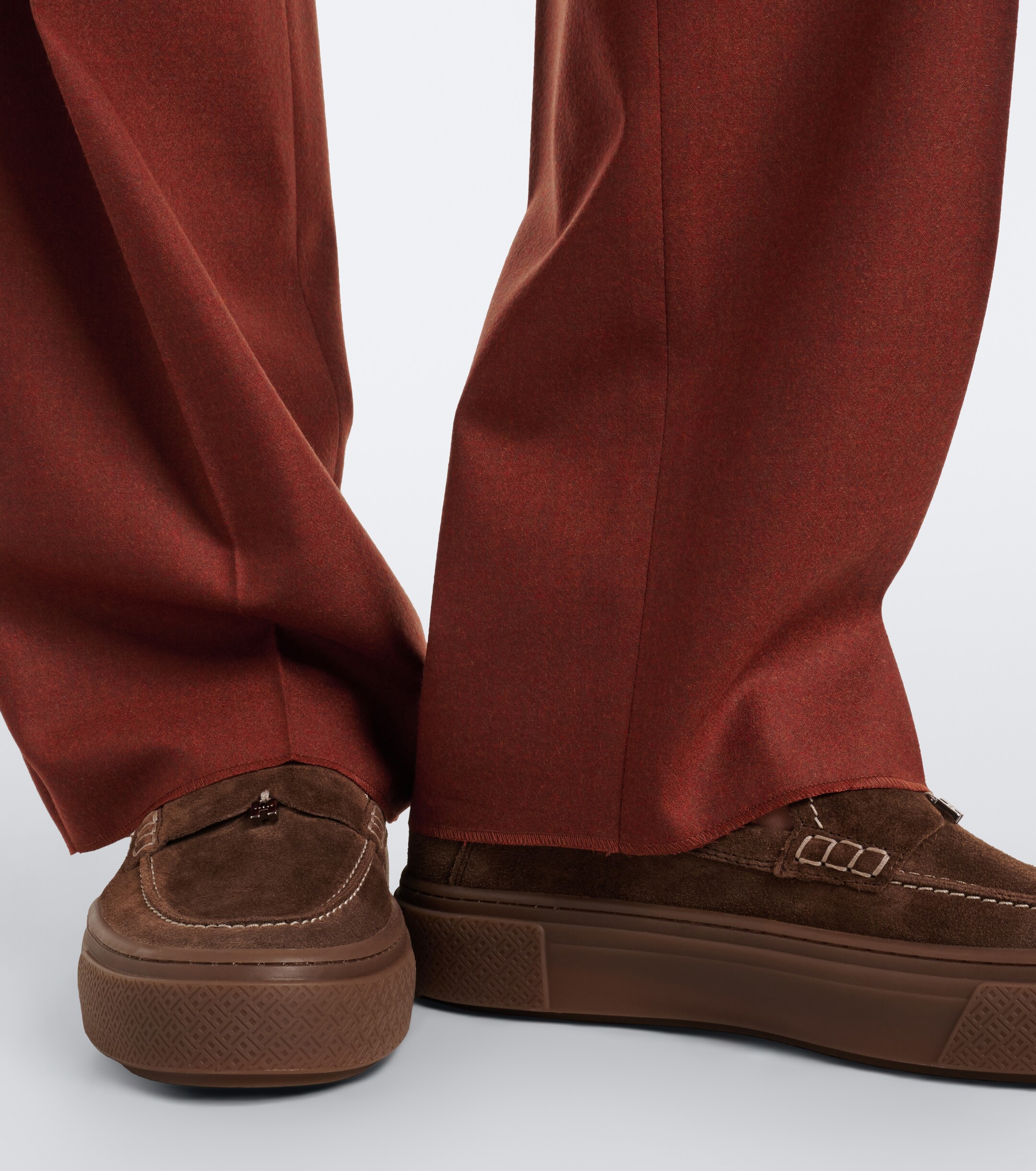 Hogan Hogan Hogan Crosswind suede loafers