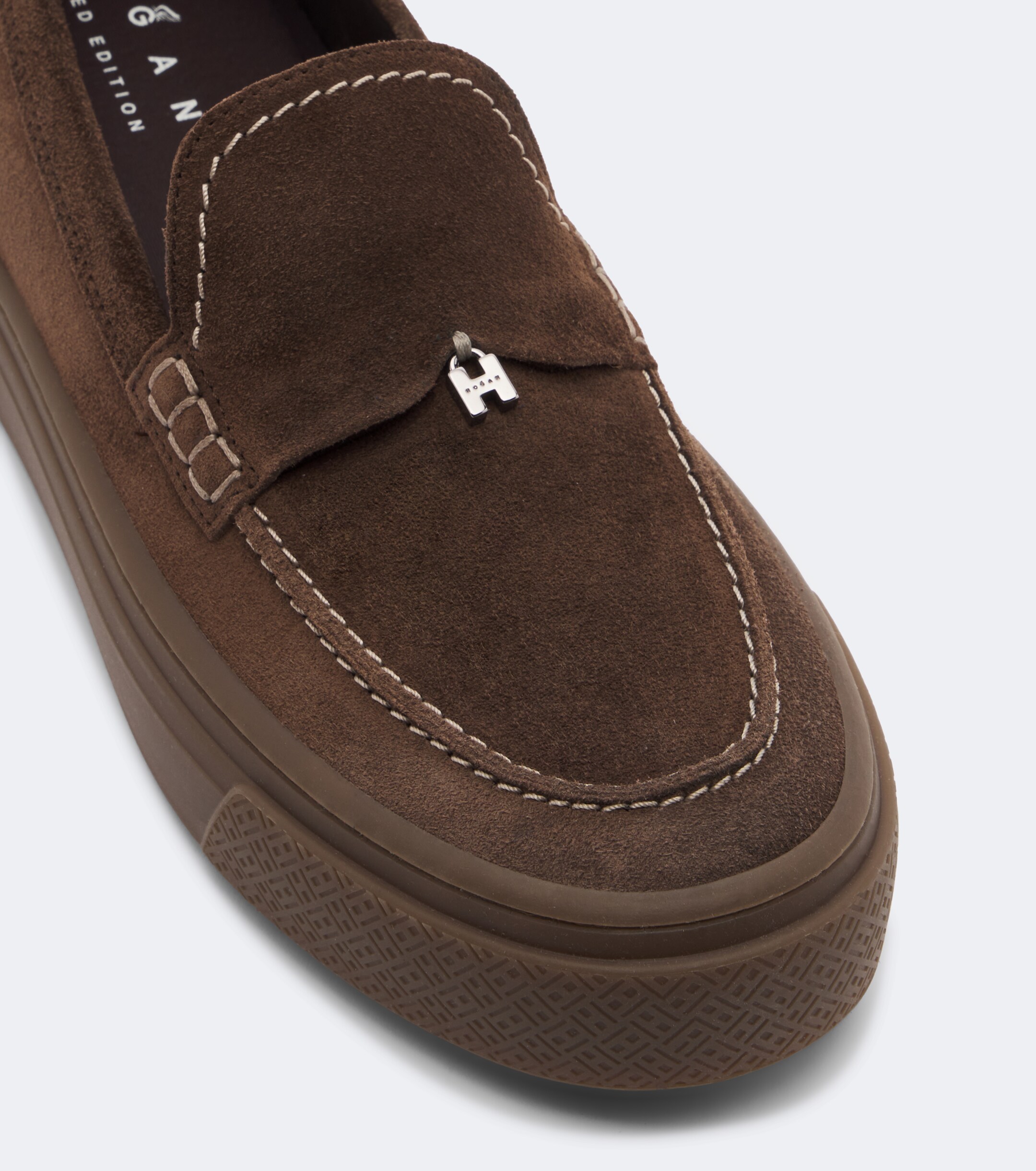 Hogan Hogan Hogan Crosswind suede loafers