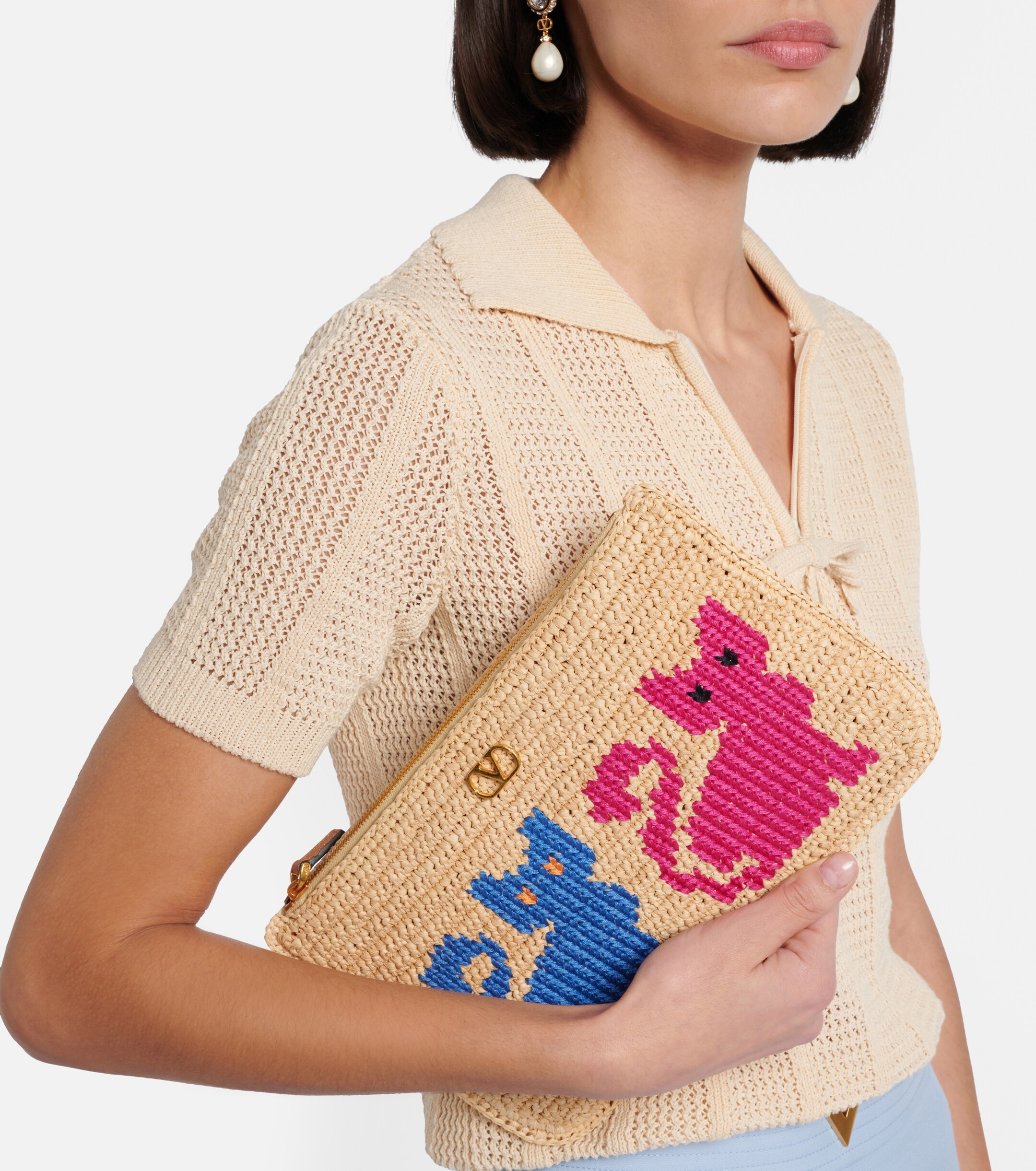 Valentino Garavani VLogo raffia pouch thumbnail
