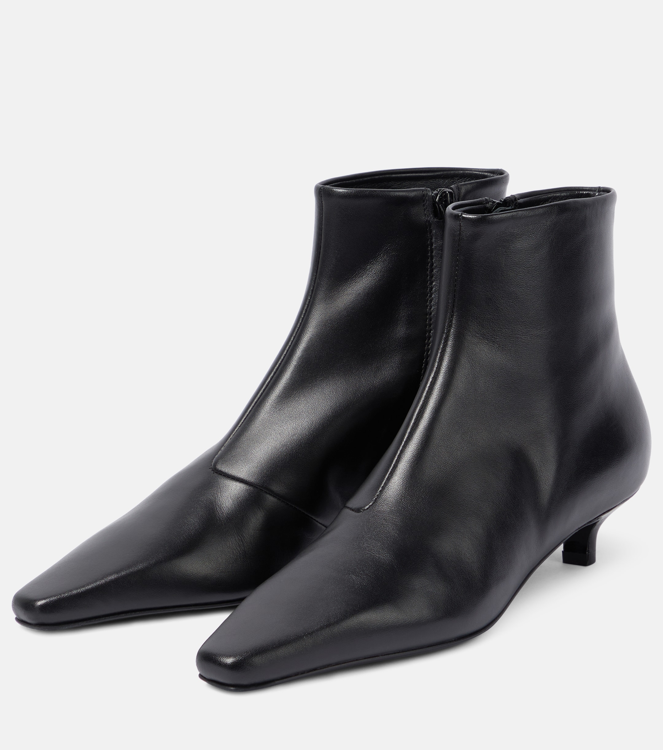 TOTEME Leather ankle boots thumbnail