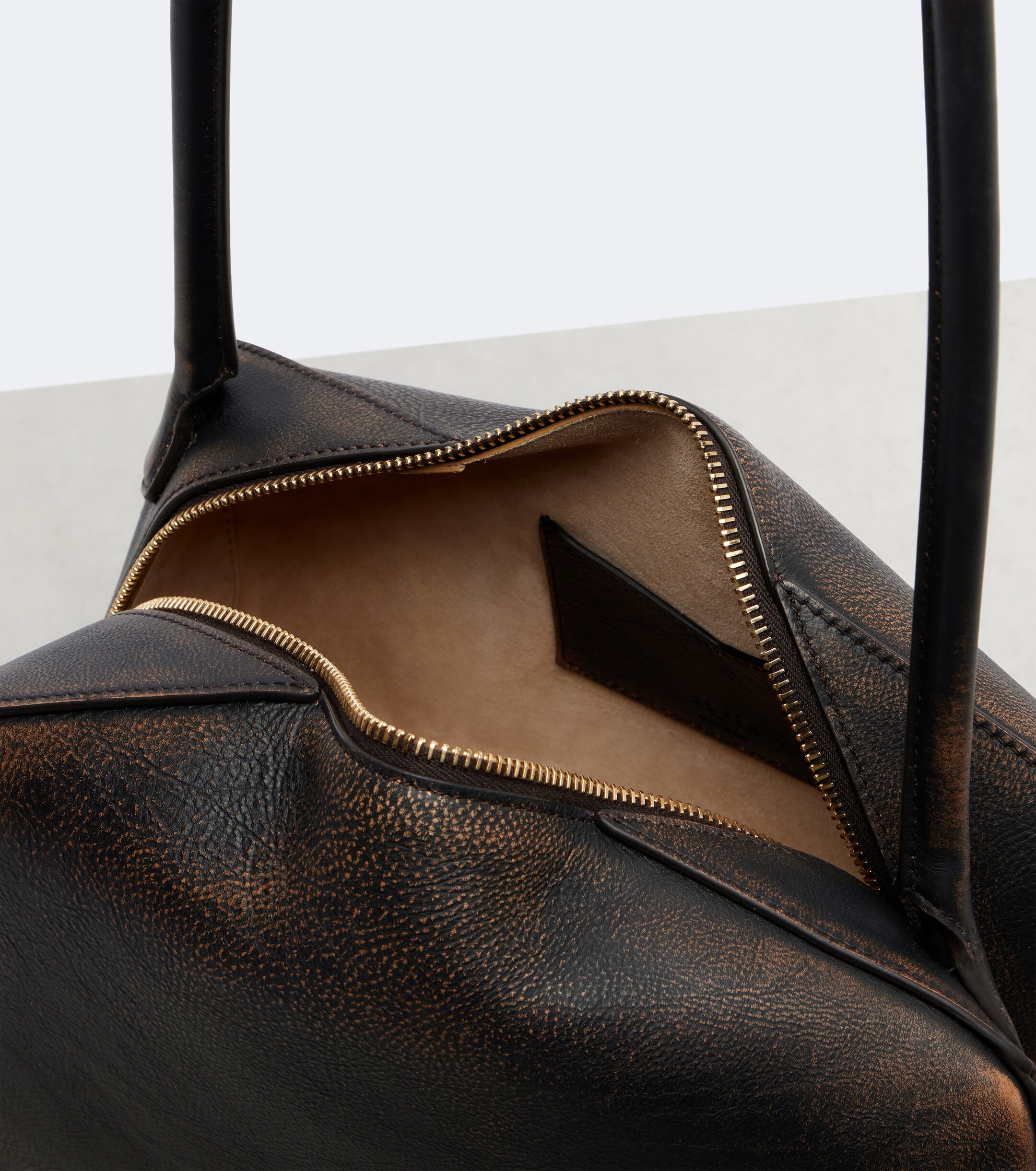Alaïa Le Bouledogue leather shoulder bag
