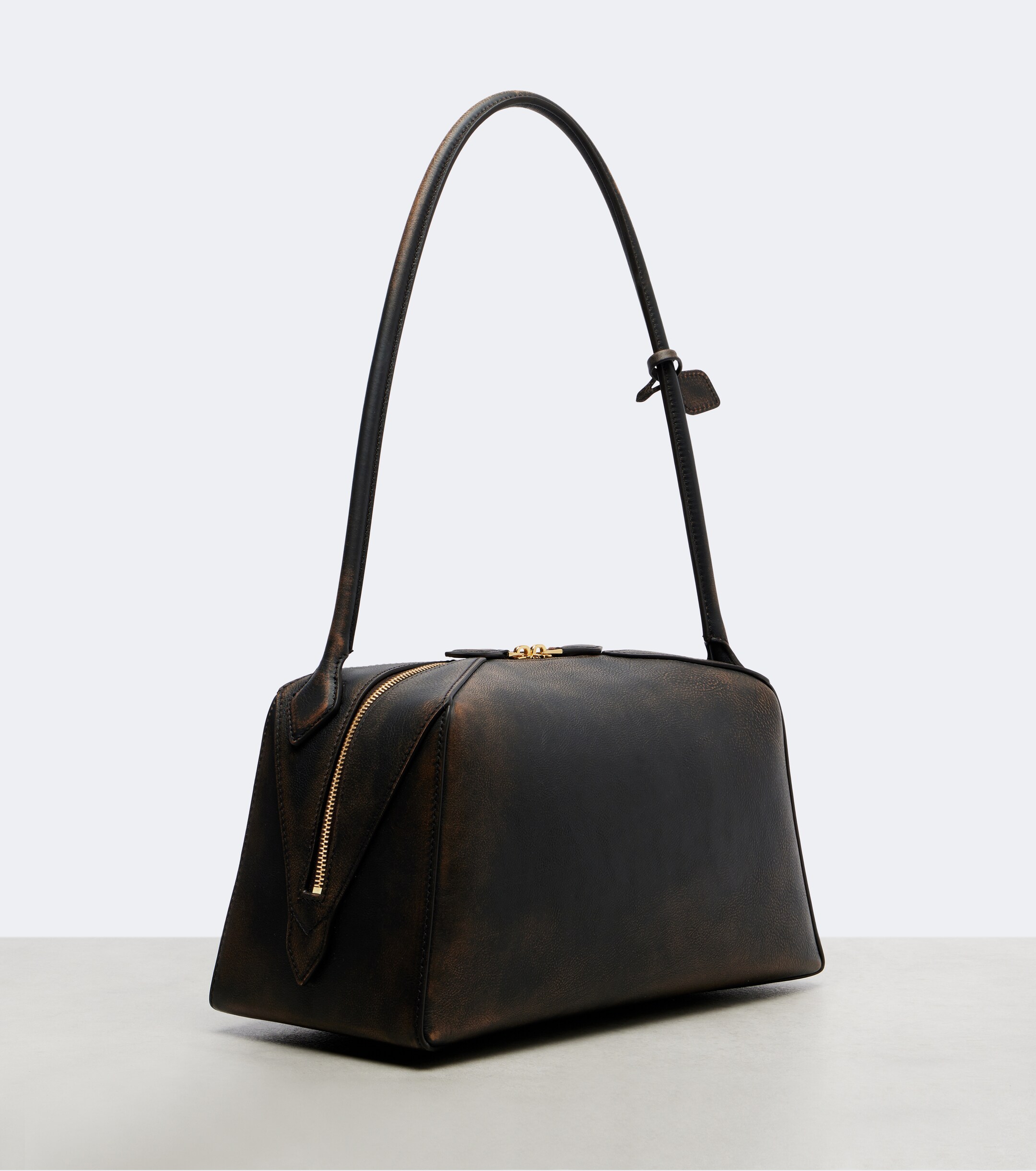 Alaïa Le Bouledogue leather shoulder bag
