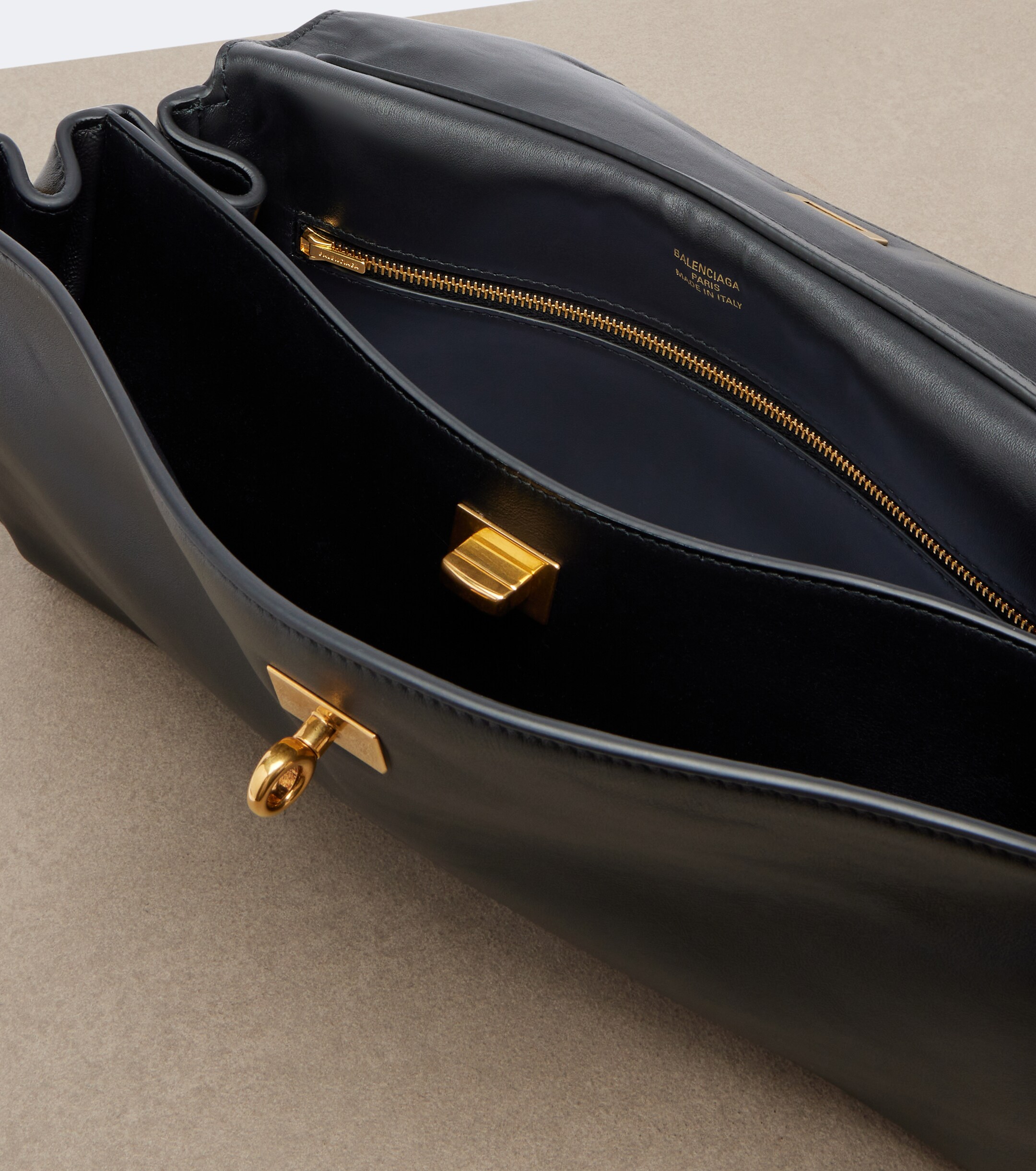 Balenciaga Balenciaga Rodeo Medium leather shoulder bag