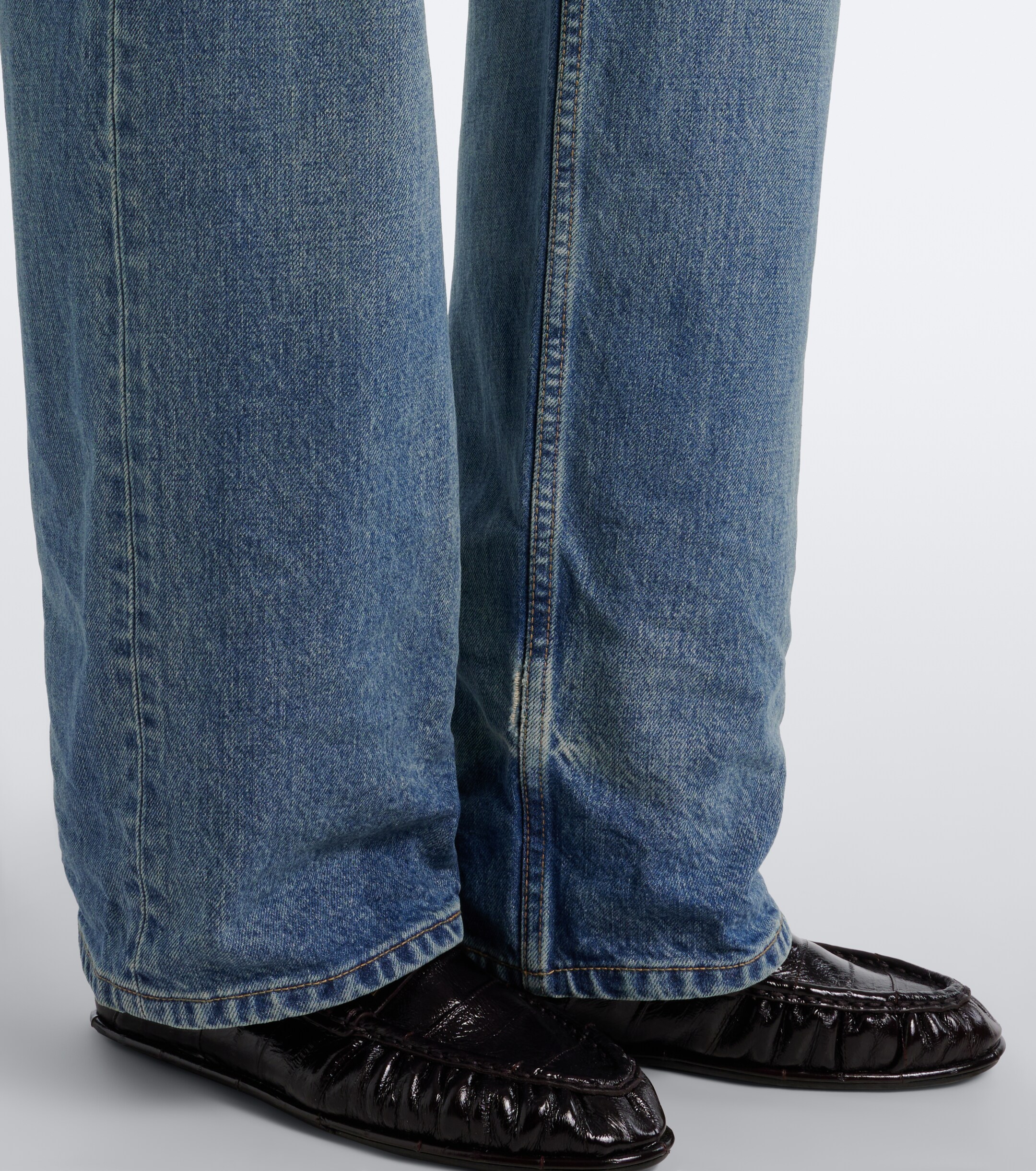 Saint Laurent Saint Laurent V-Waist wide-leg jeans