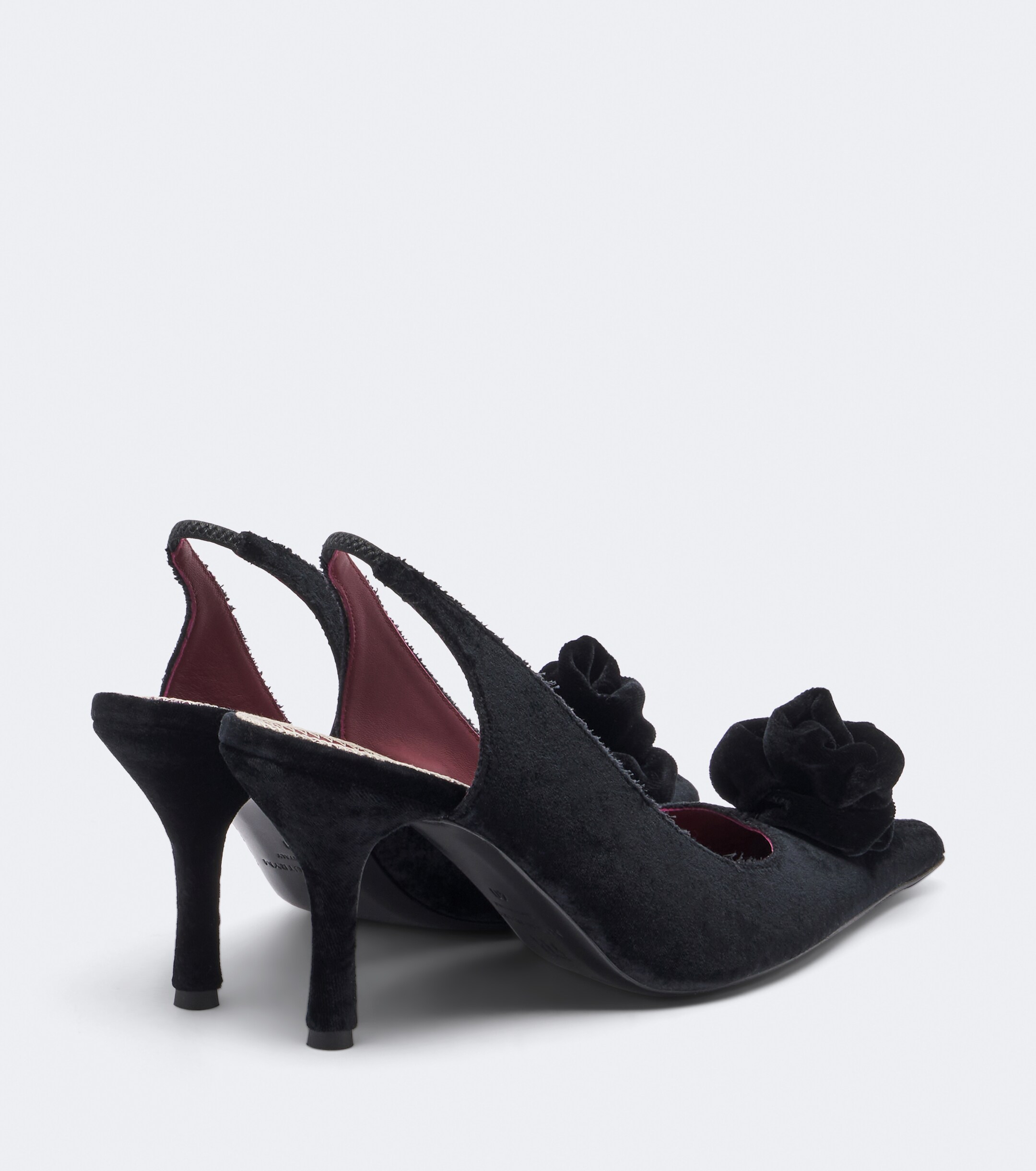 Magda Butrym Magda Butrym Floral-appliqué velvet slingback pumps