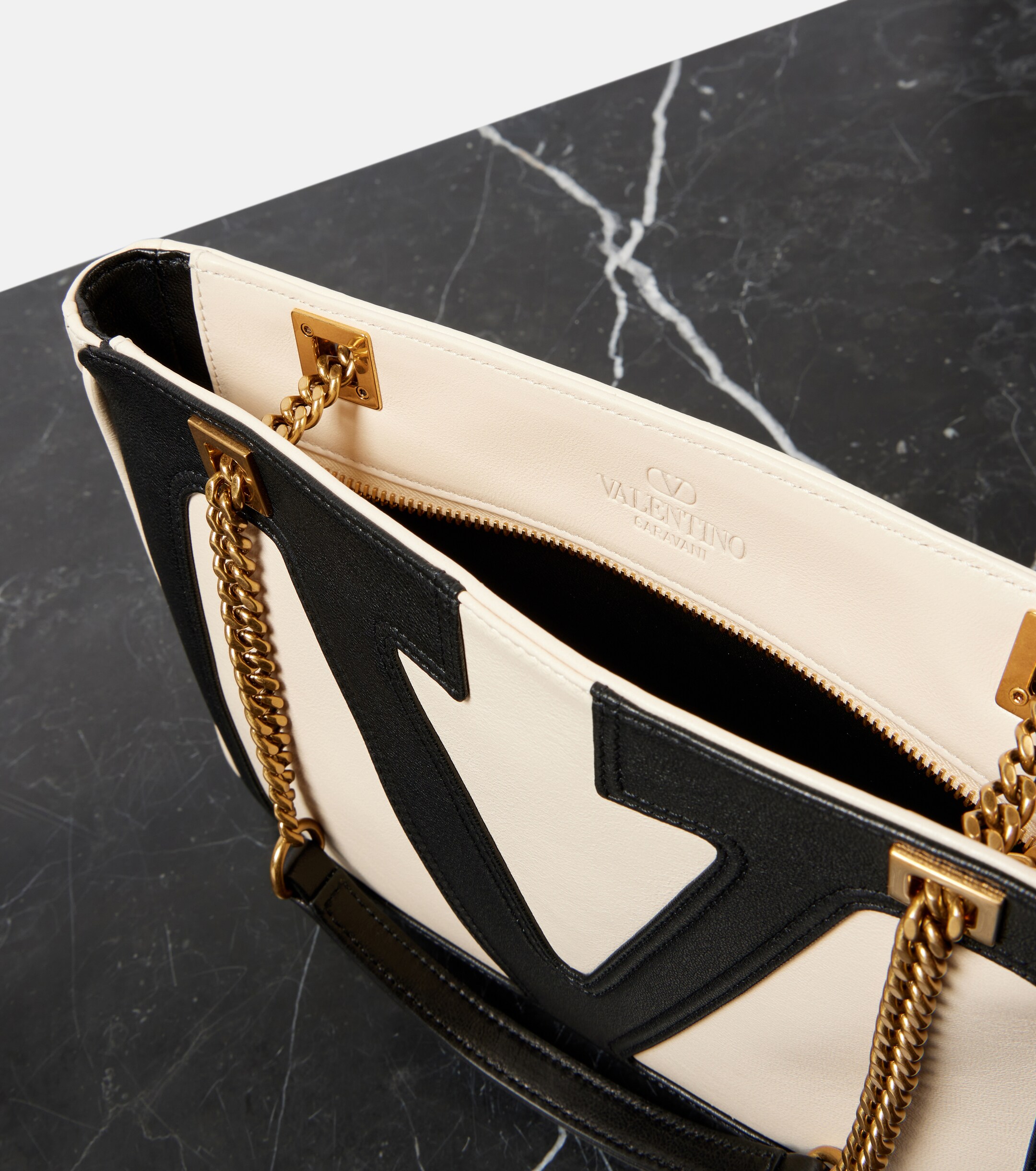Valentino Garavani Viva Superstar Small leather tote bag thumbnail