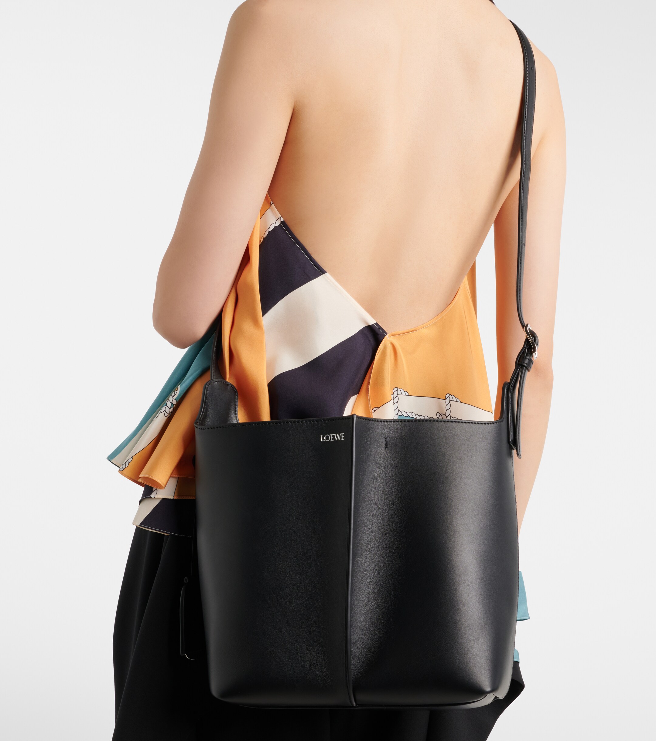 Loewe Bilbao Medium leather tote bag