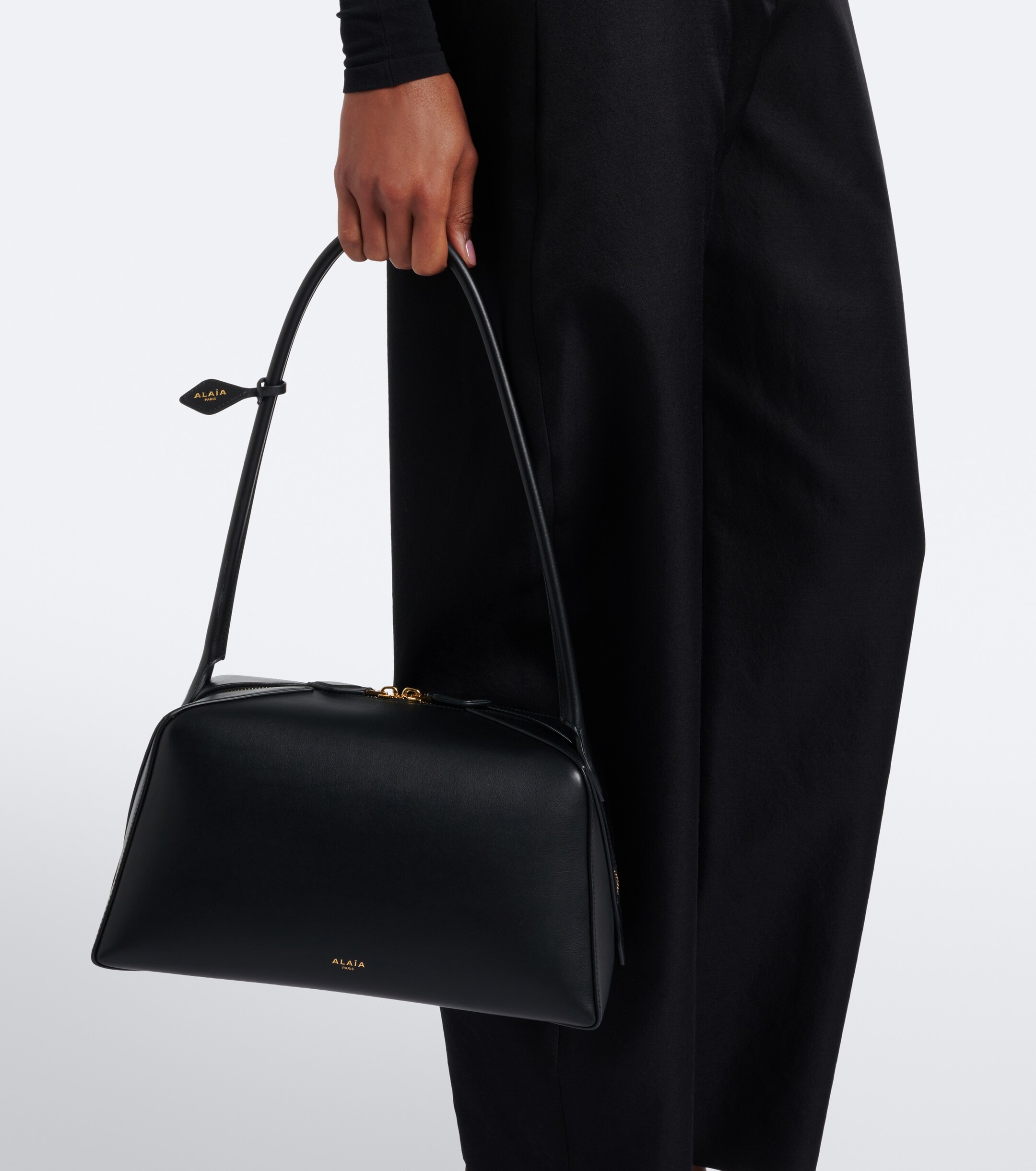 Alaïa Le Bouledogue Medium leather shoulder bag