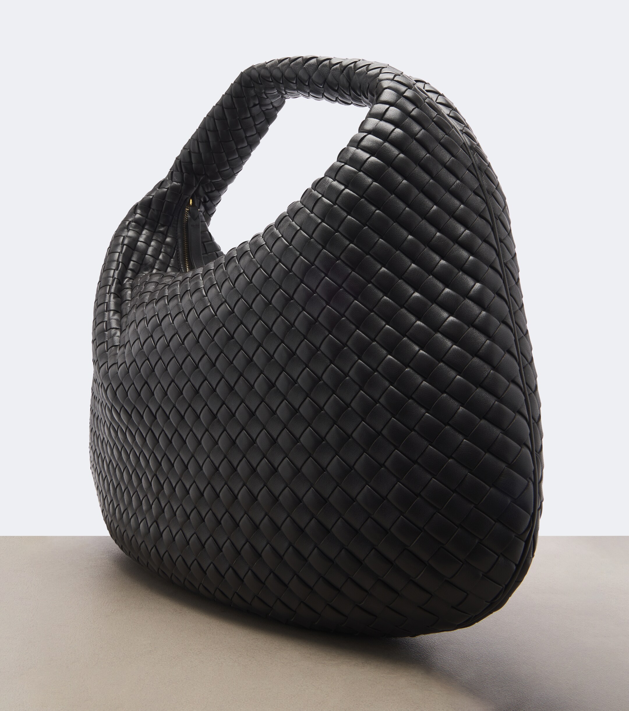 Bottega Veneta Bottega Veneta Maxi Veneta Intrecciato leather shoulder bag