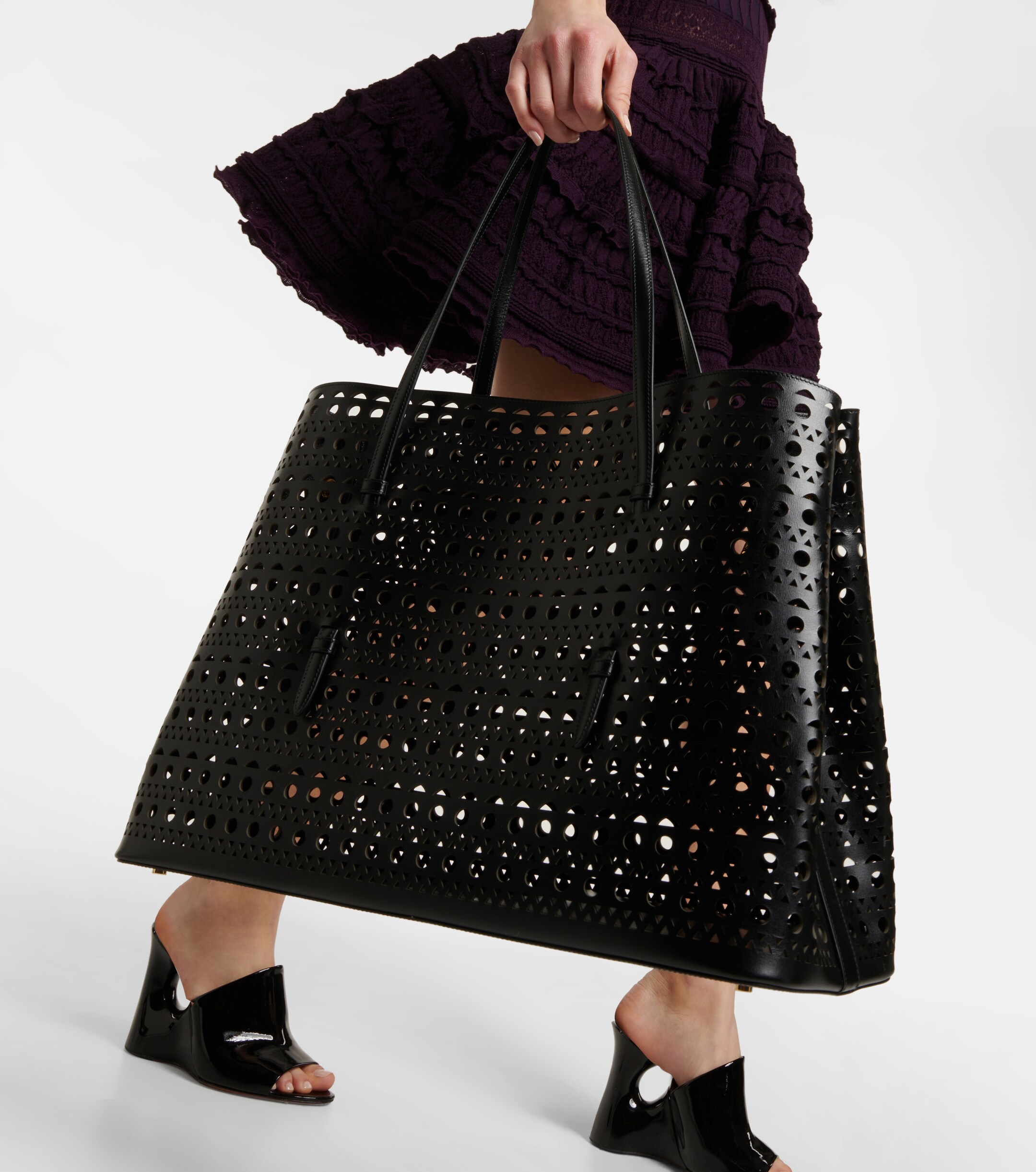 Alaïa Mina 50 Large leather tote bag