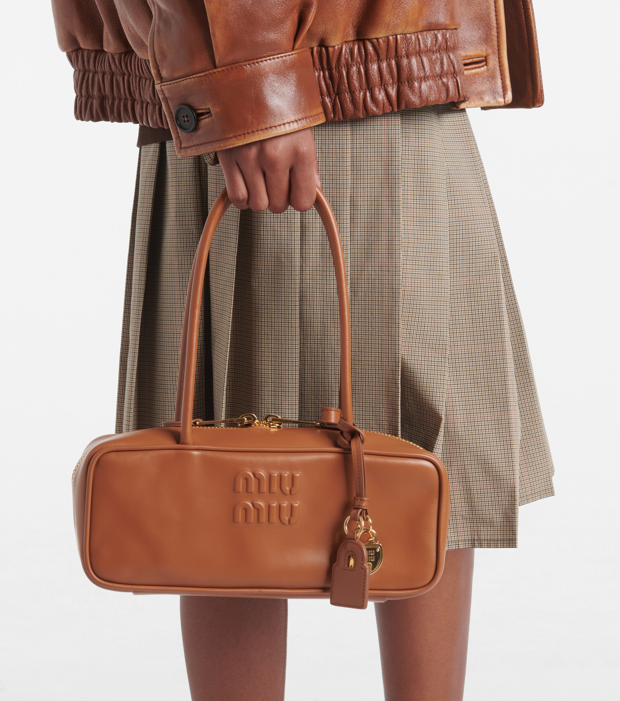 Miu Miu Beau logo embossed leather tote bag