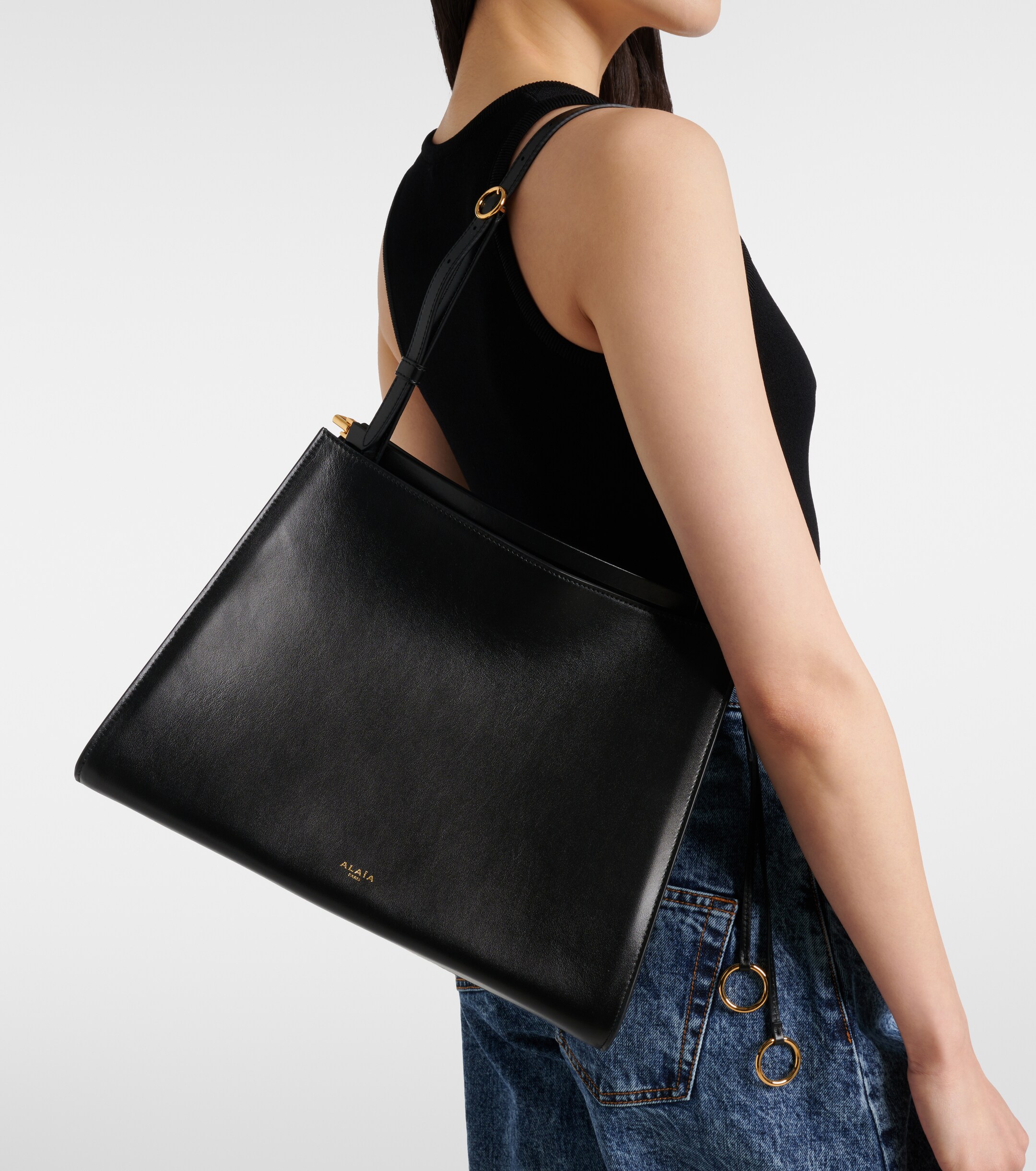 Alaïa Curve Medium leather shoulder bag