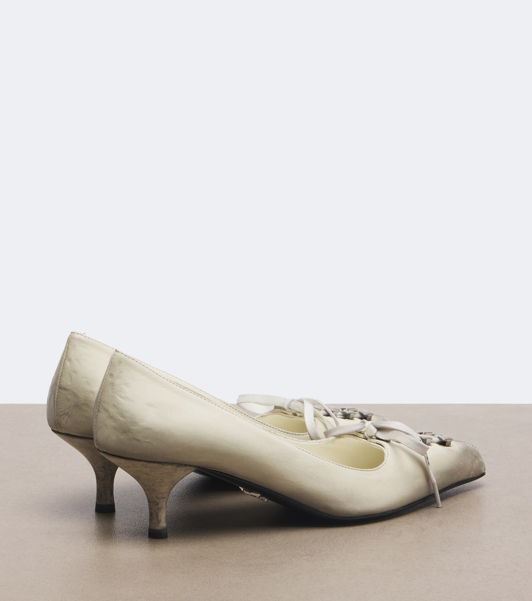 Prada Prada Distressed leather pumps