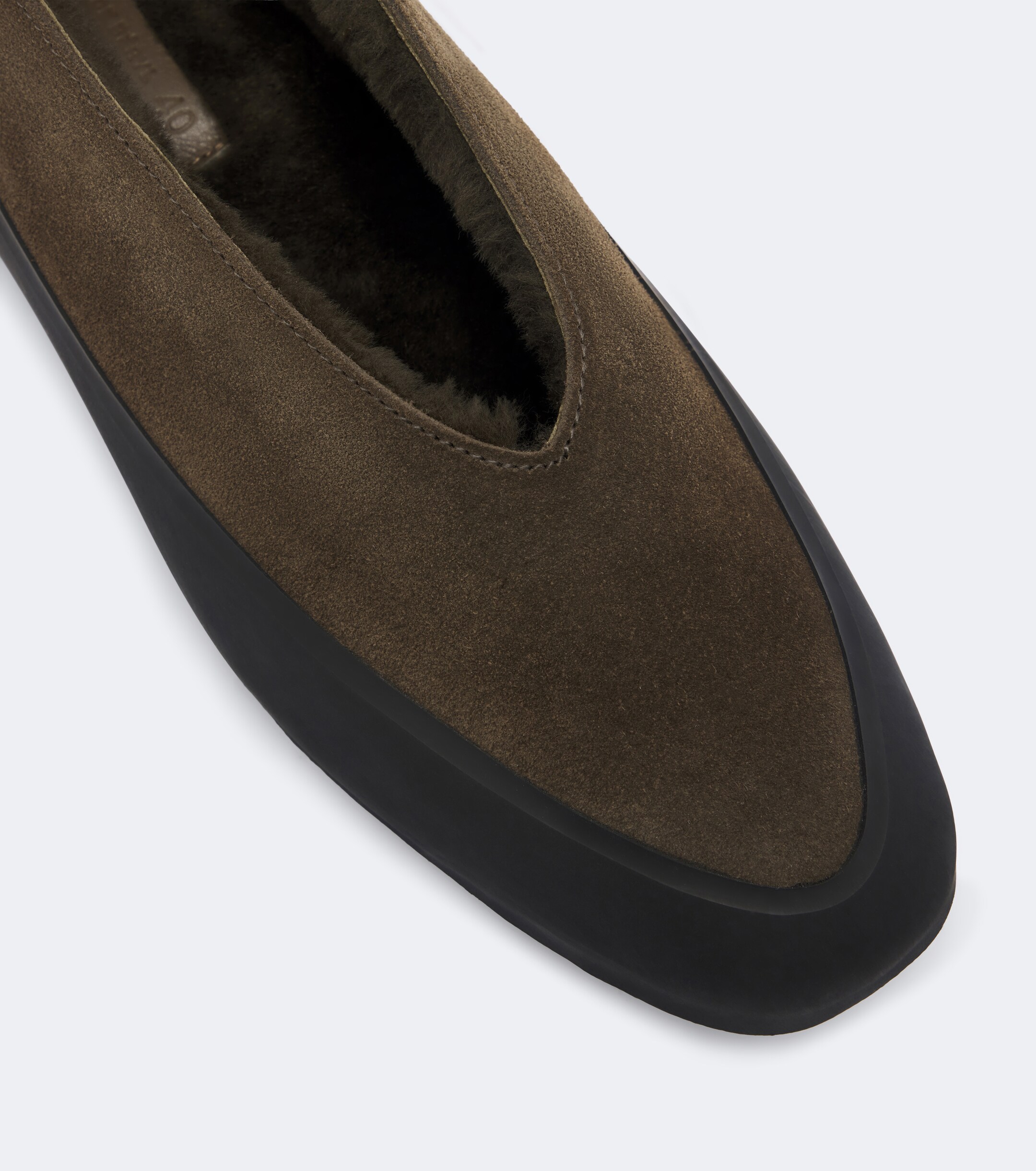 LE MONDE BERYL Le Monde Béryl Apres Ski shearling-lined suede ballet flats