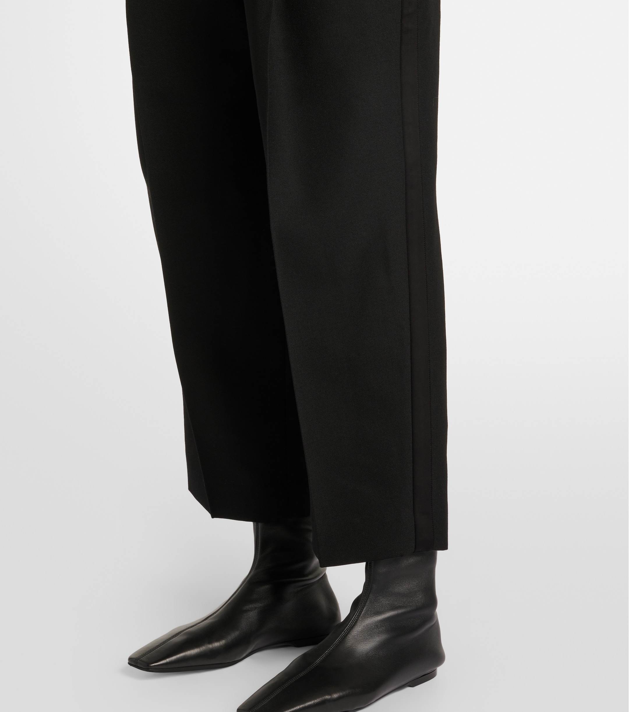 TOTEME High-rise twill straight pants thumbnail