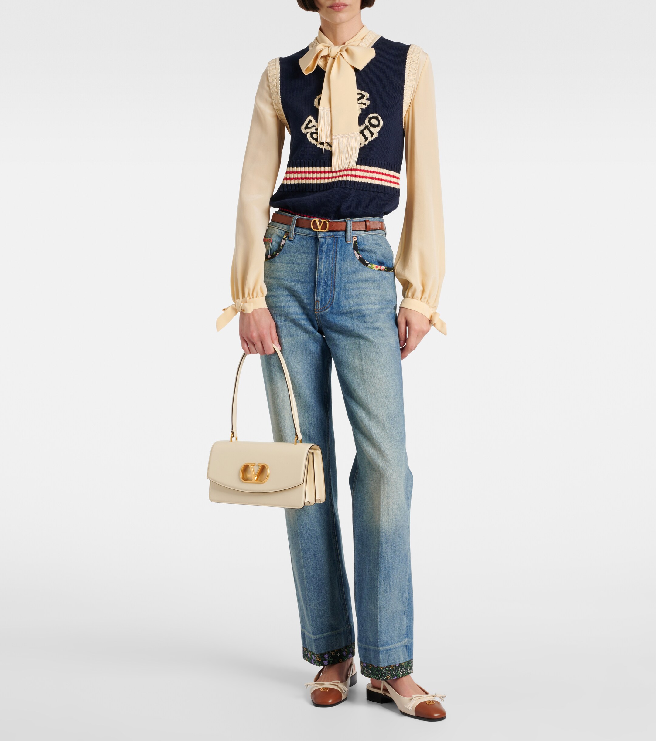 Valentino Garavani Vain VLogo leather shoulder bag thumbnail