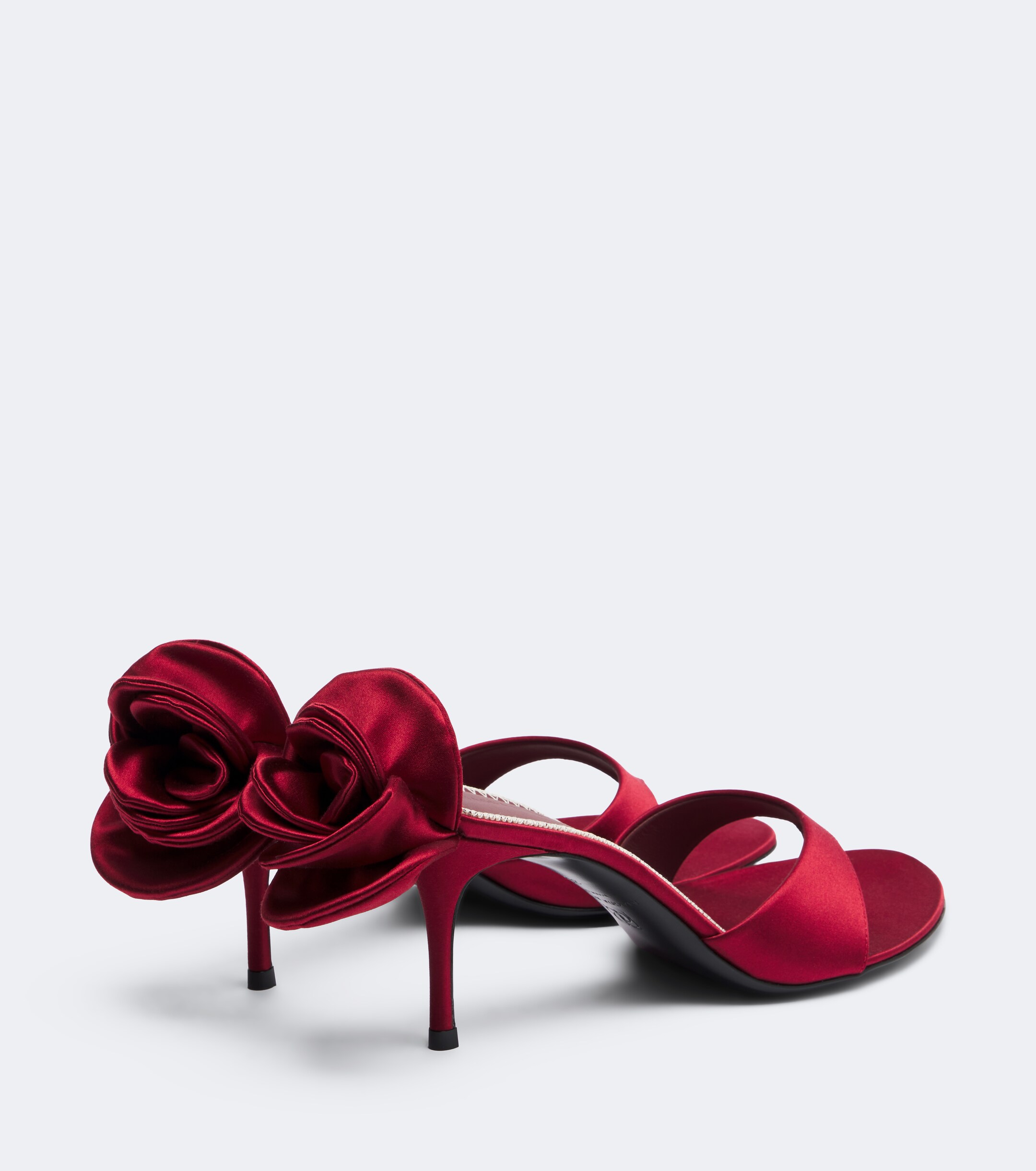 Magda Butrym Magda Butrym Floral-appliqué satin thong sandals