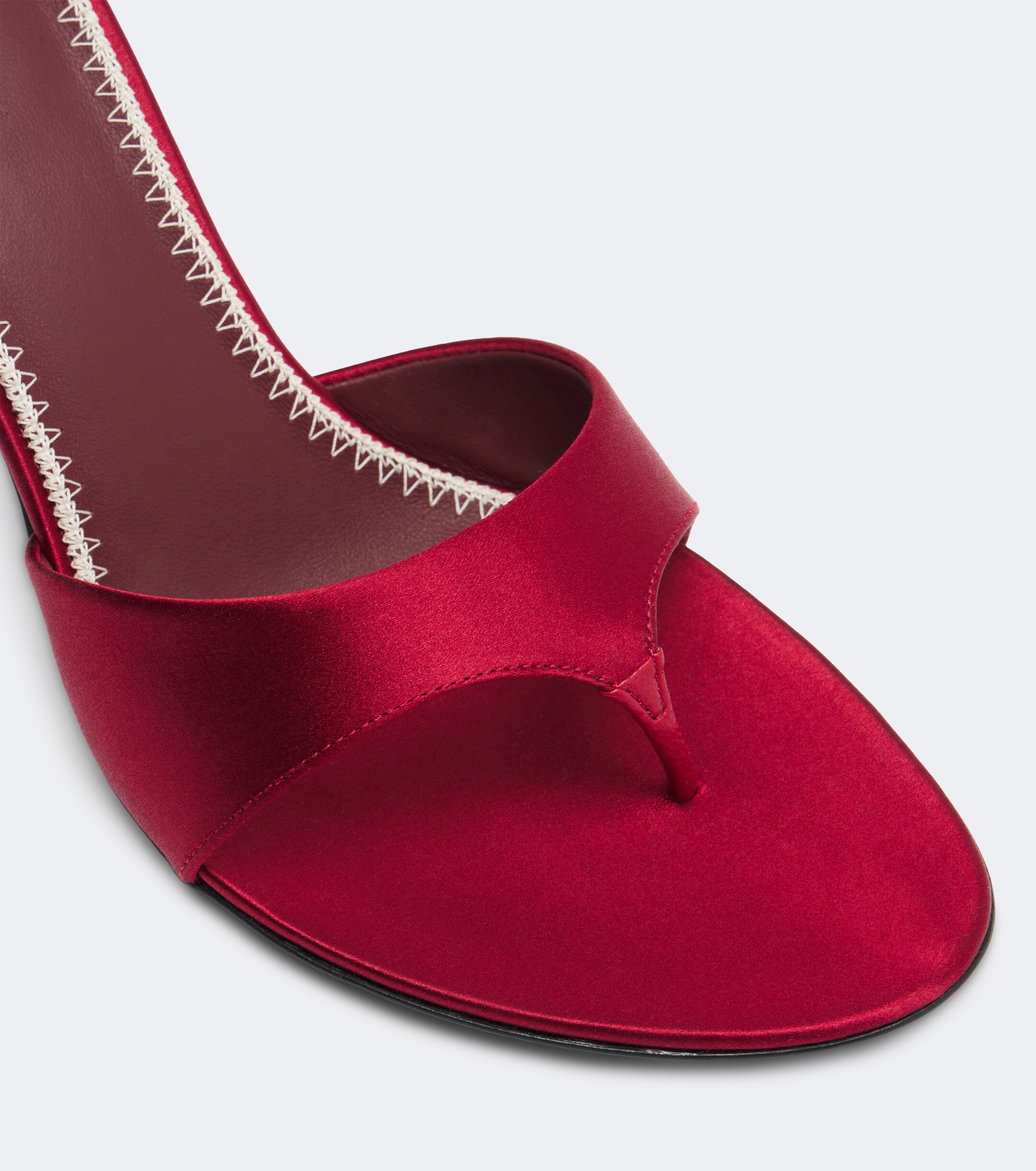 Magda Butrym Magda Butrym Floral-appliqué satin thong sandals