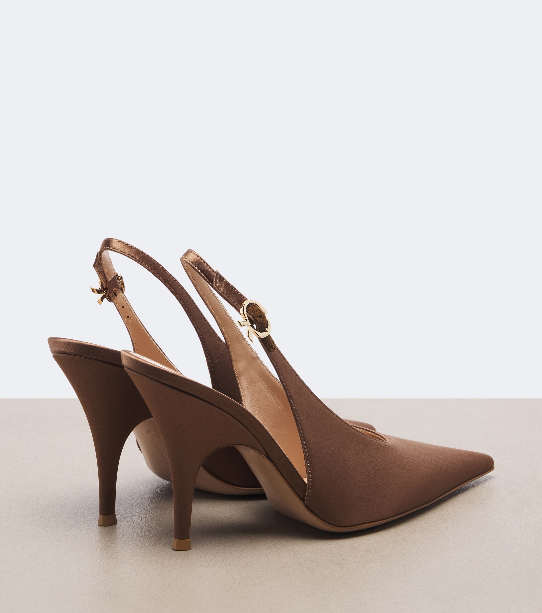 GIANVITO ROSSI Gianvito Rossi Sofia satin slingback pumps