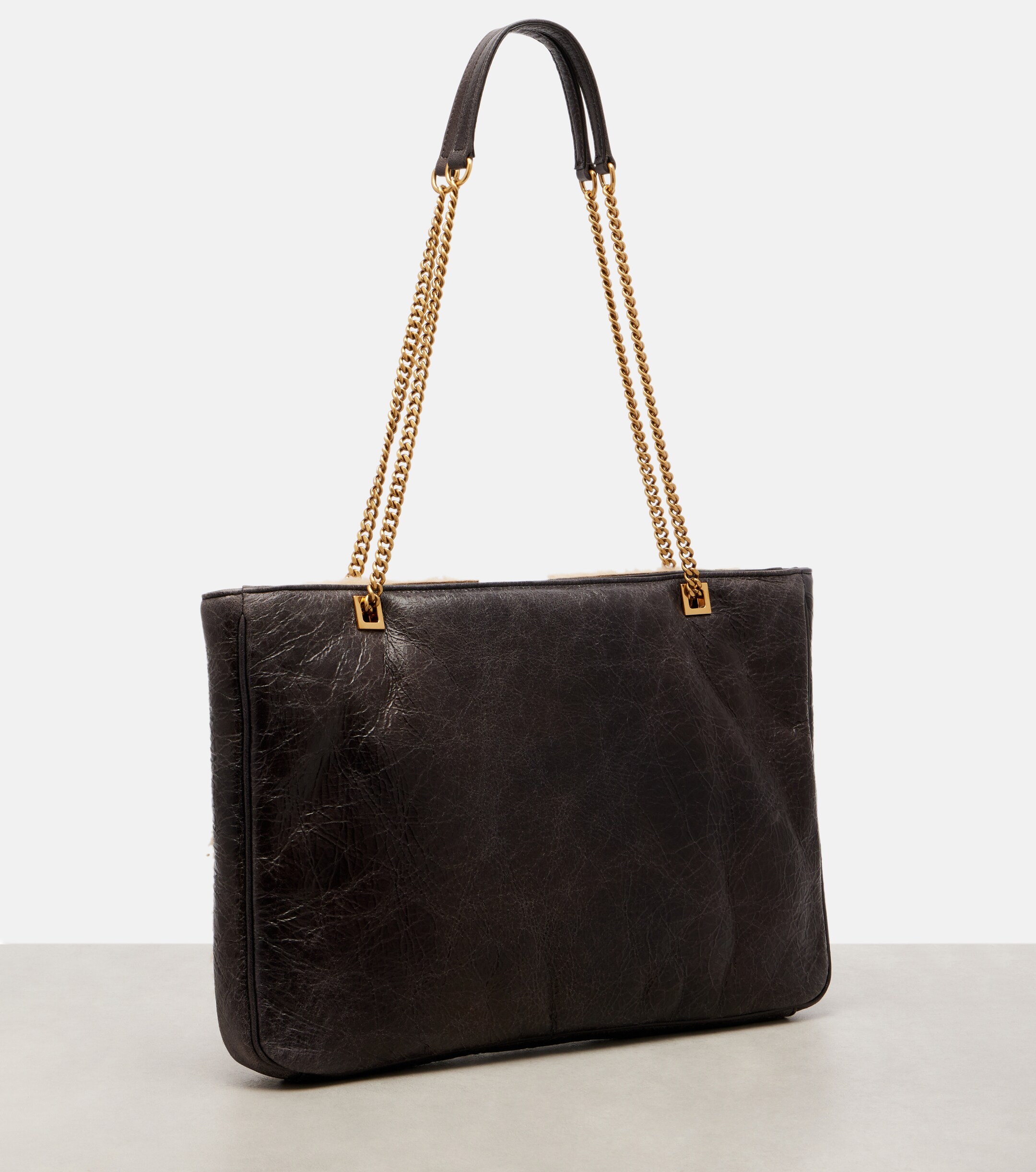 Valentino Garavani Viva Superstar Medium leather tote bag thumbnail
