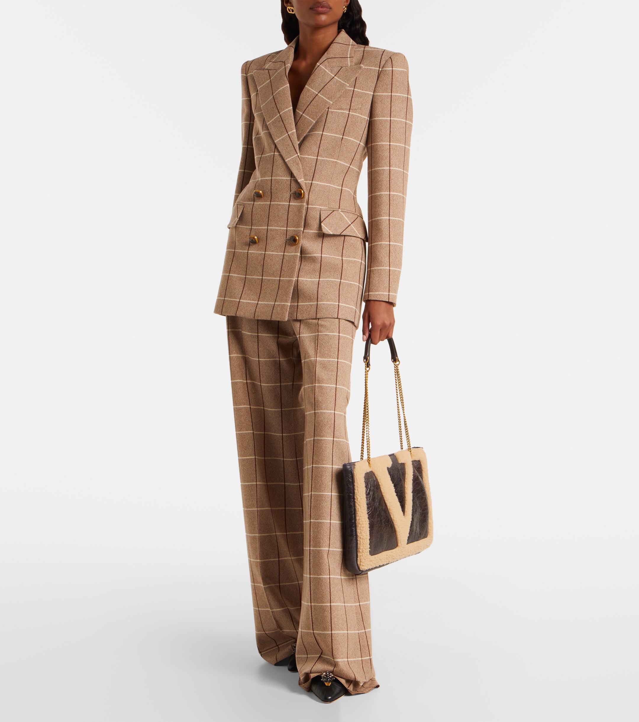 Valentino Garavani Viva Superstar Medium leather tote bag thumbnail