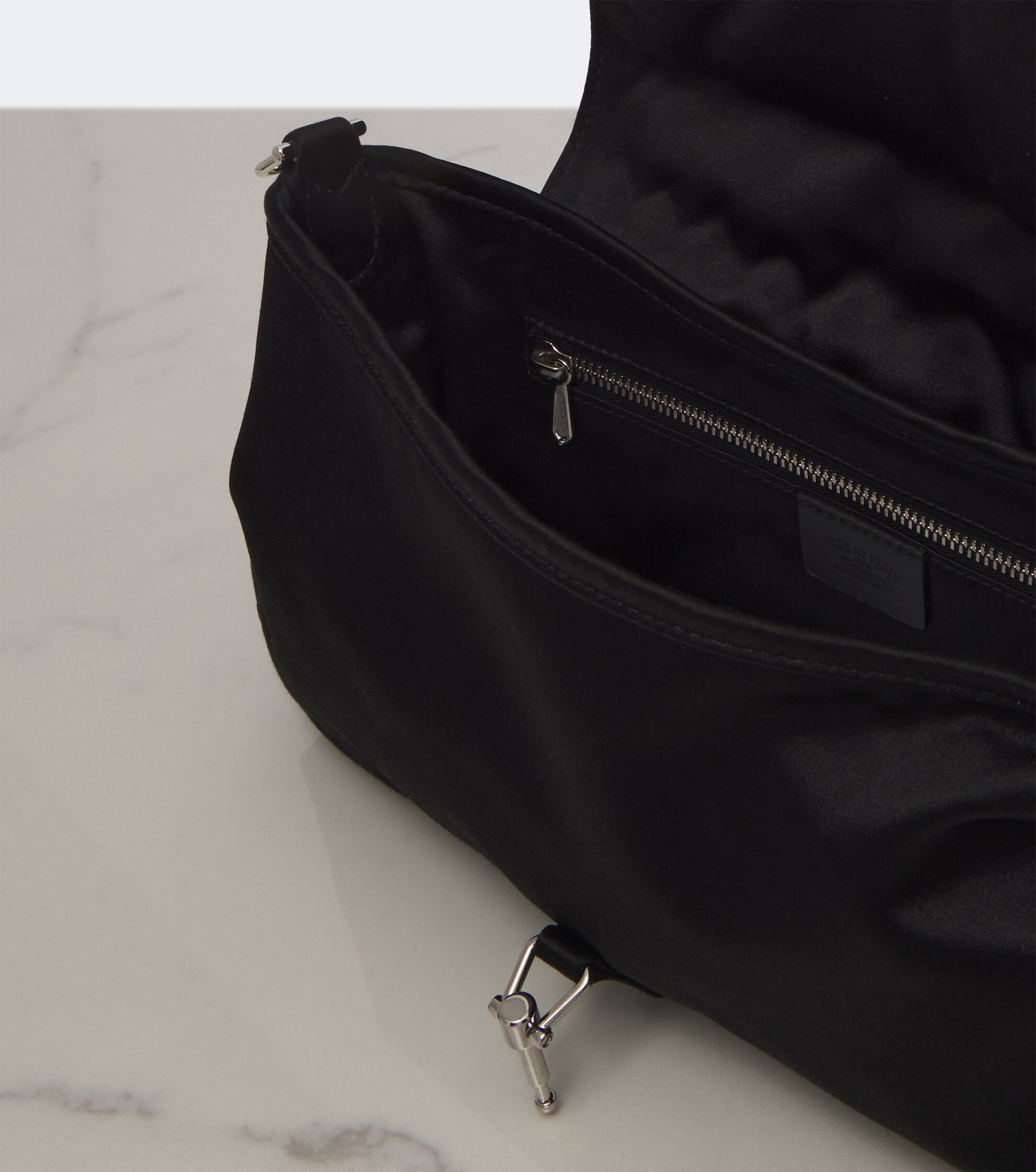 Gucci Aperitivo Medium satin shoulder bag