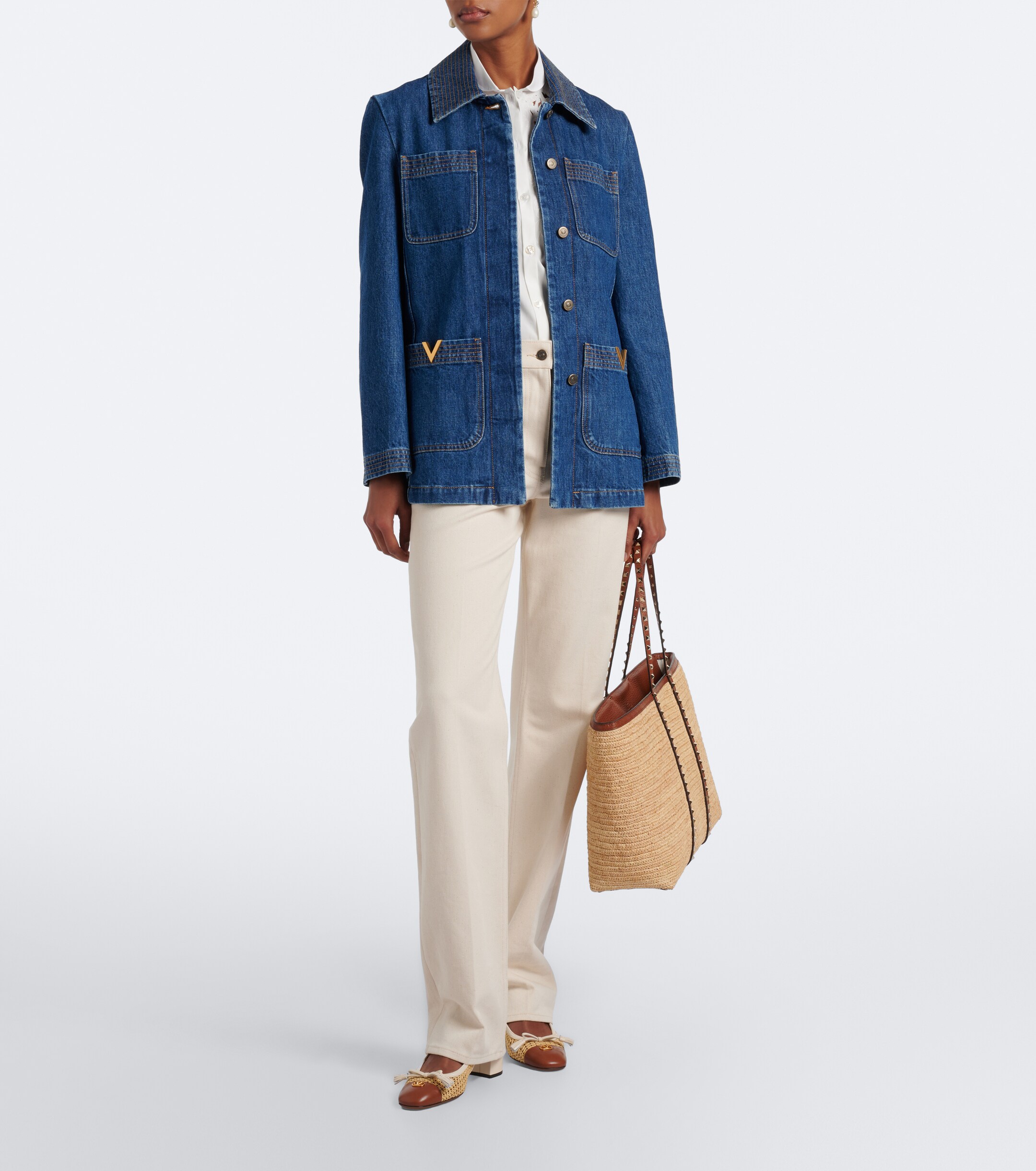 Valentino Garavani Rockstud Large raffia tote bag thumbnail