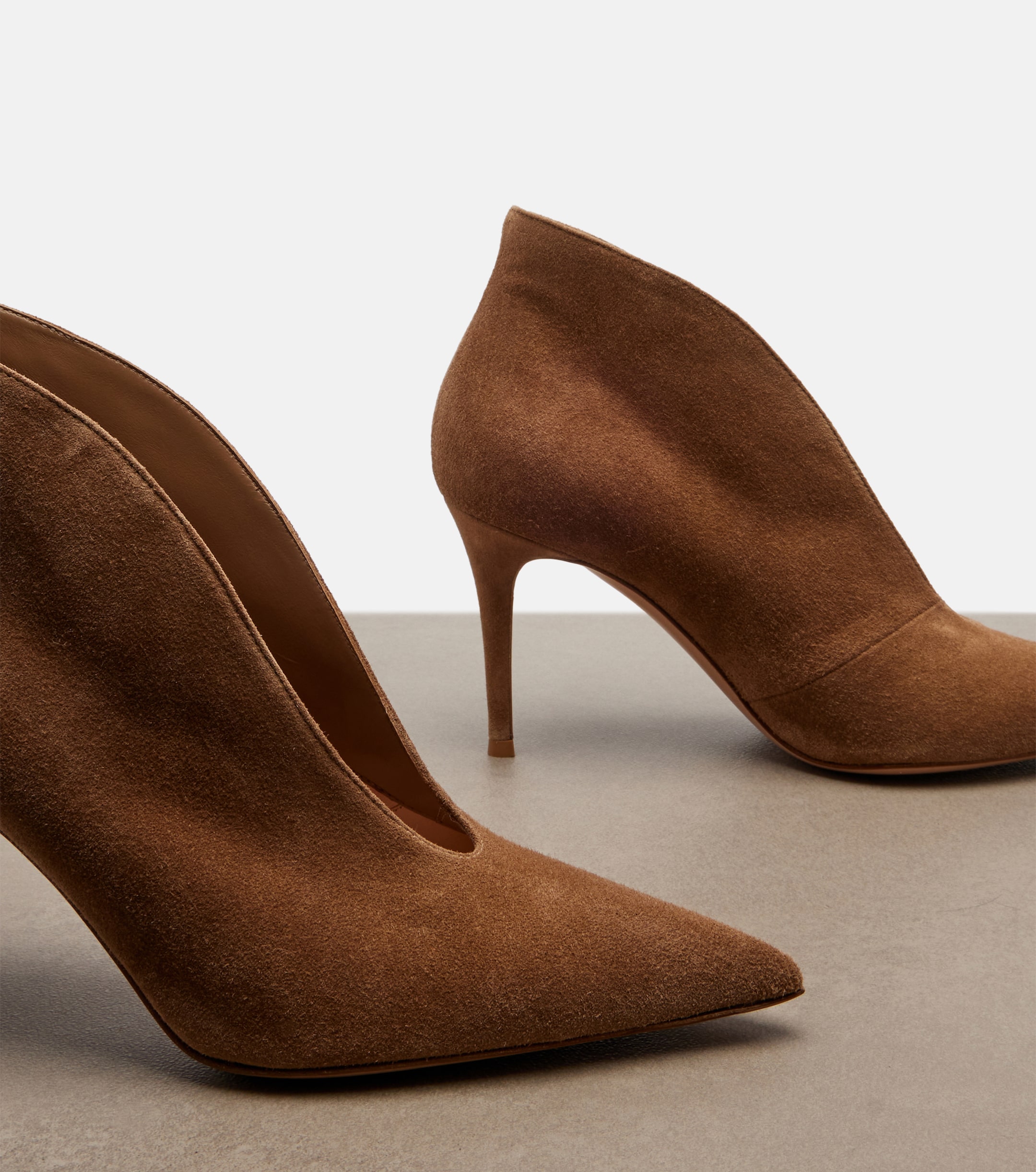 GIANVITO ROSSI Vania suede pumps thumbnail