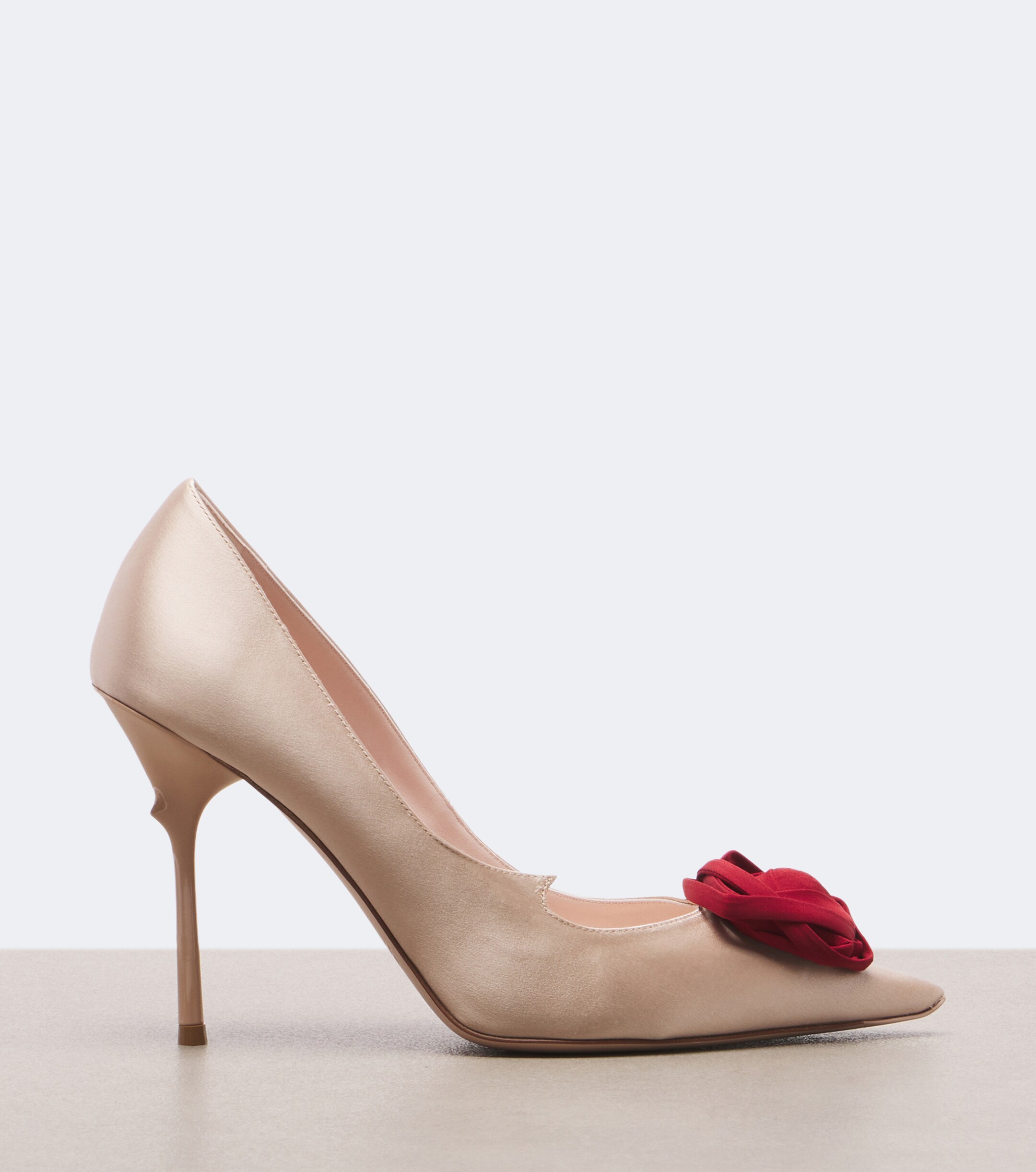 ROGER VIVIER Roger Vivier Rose Vivier floral-appliqué satin pumps