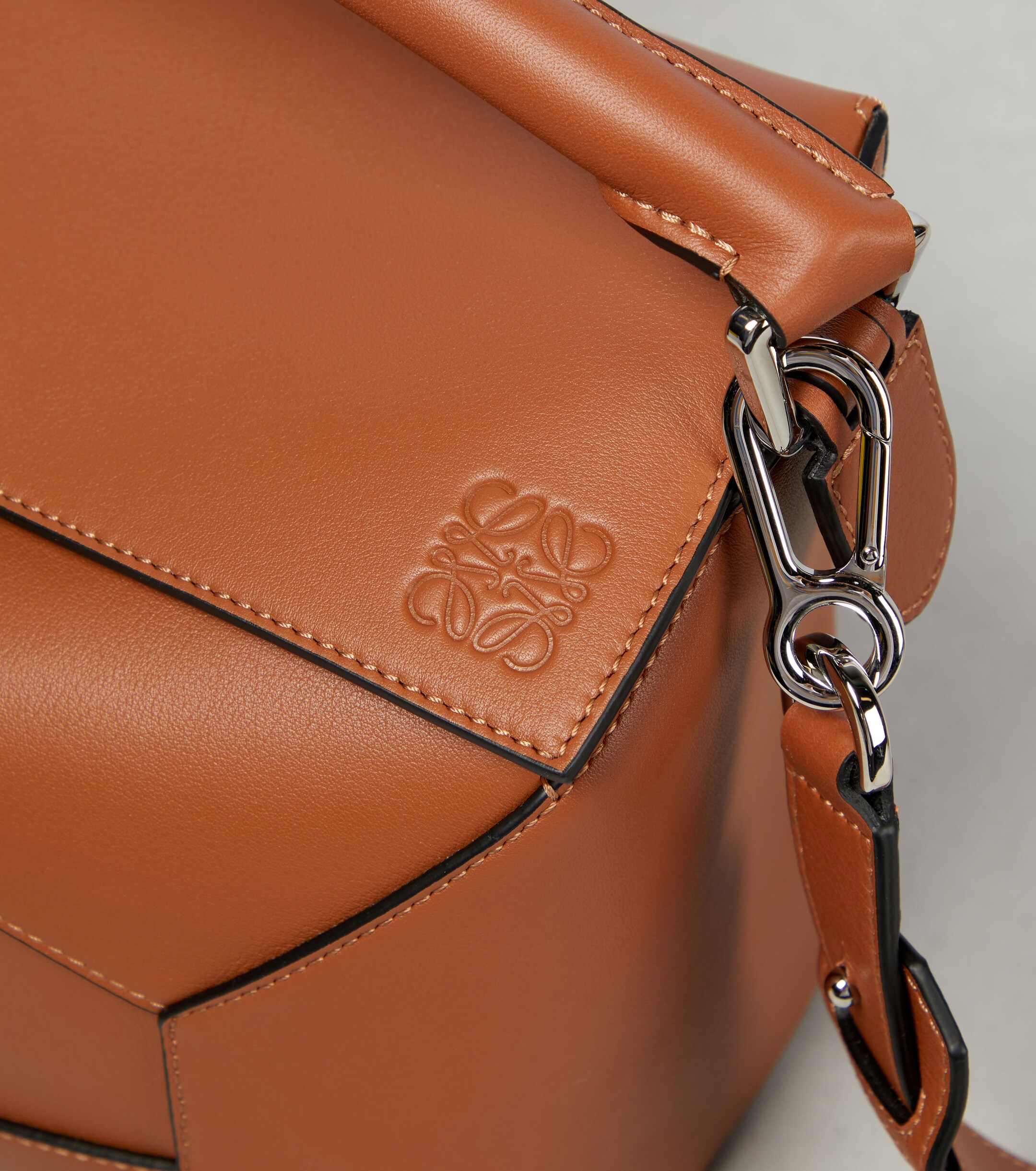 Loewe Puzzle Edge Medium leather top-handle bag