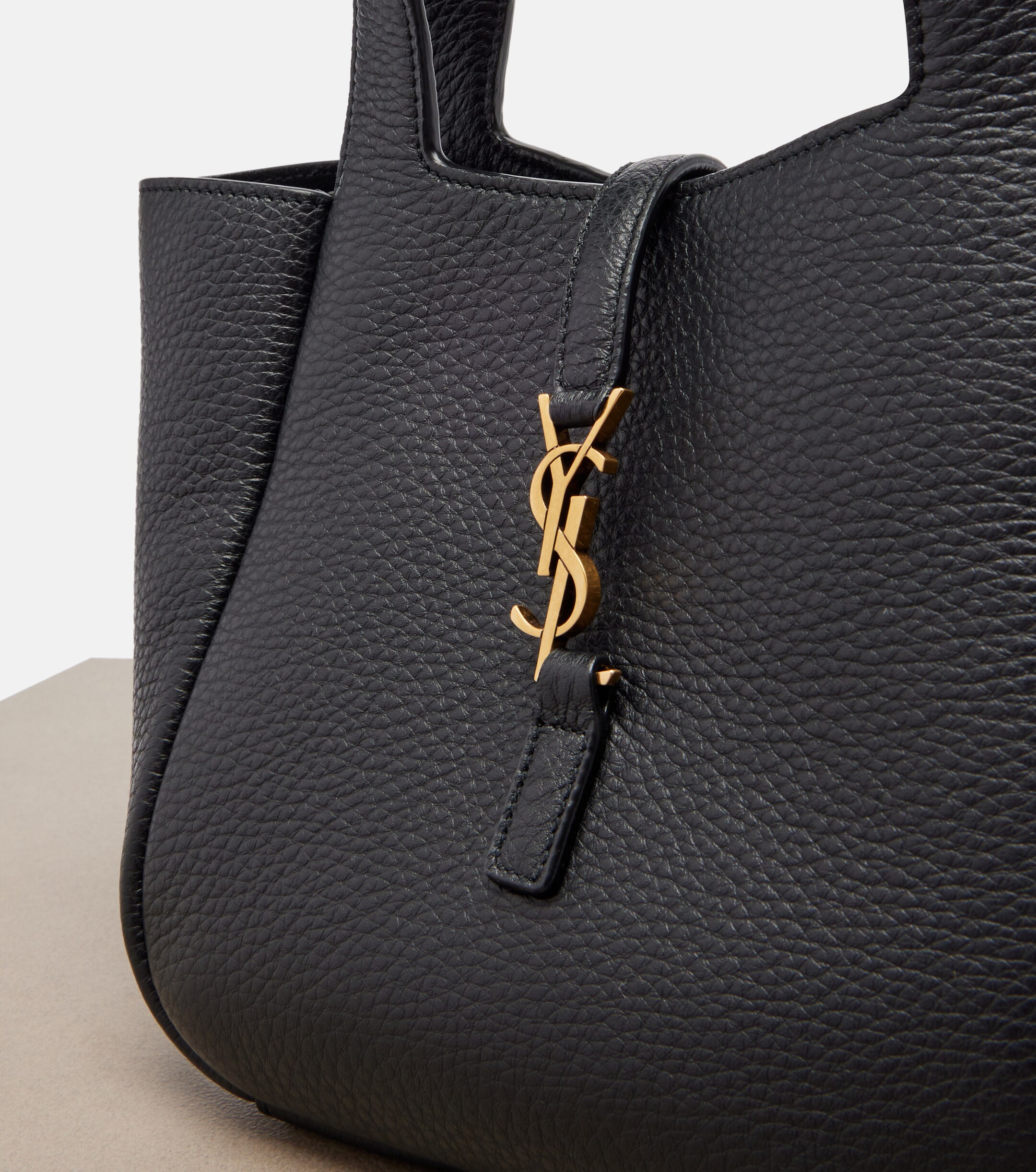 Saint Laurent Le 5 à 7 Bea Baby leather top-handle bag