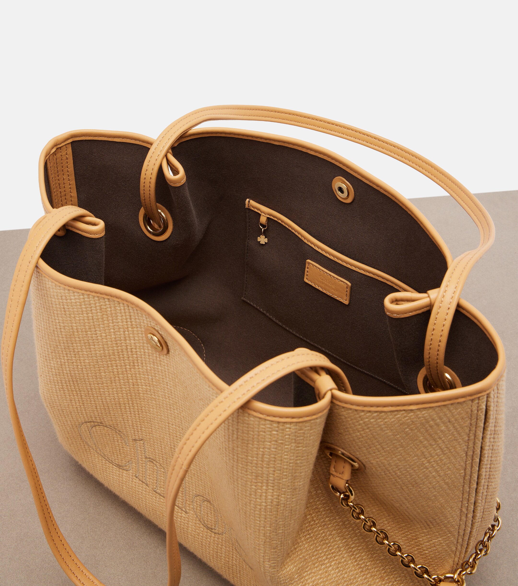 Chloé Chloé Clover Medium raffia-effect tote bag