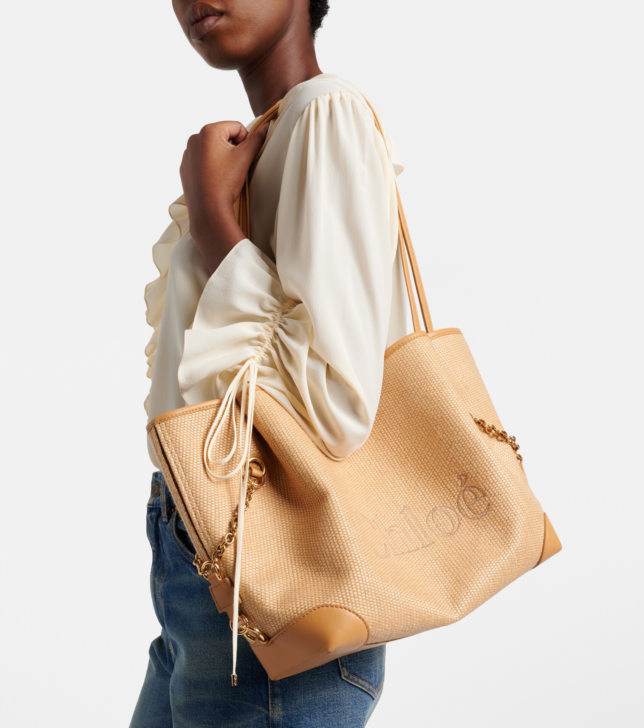 Chloé Chloé Clover Medium raffia-effect tote bag