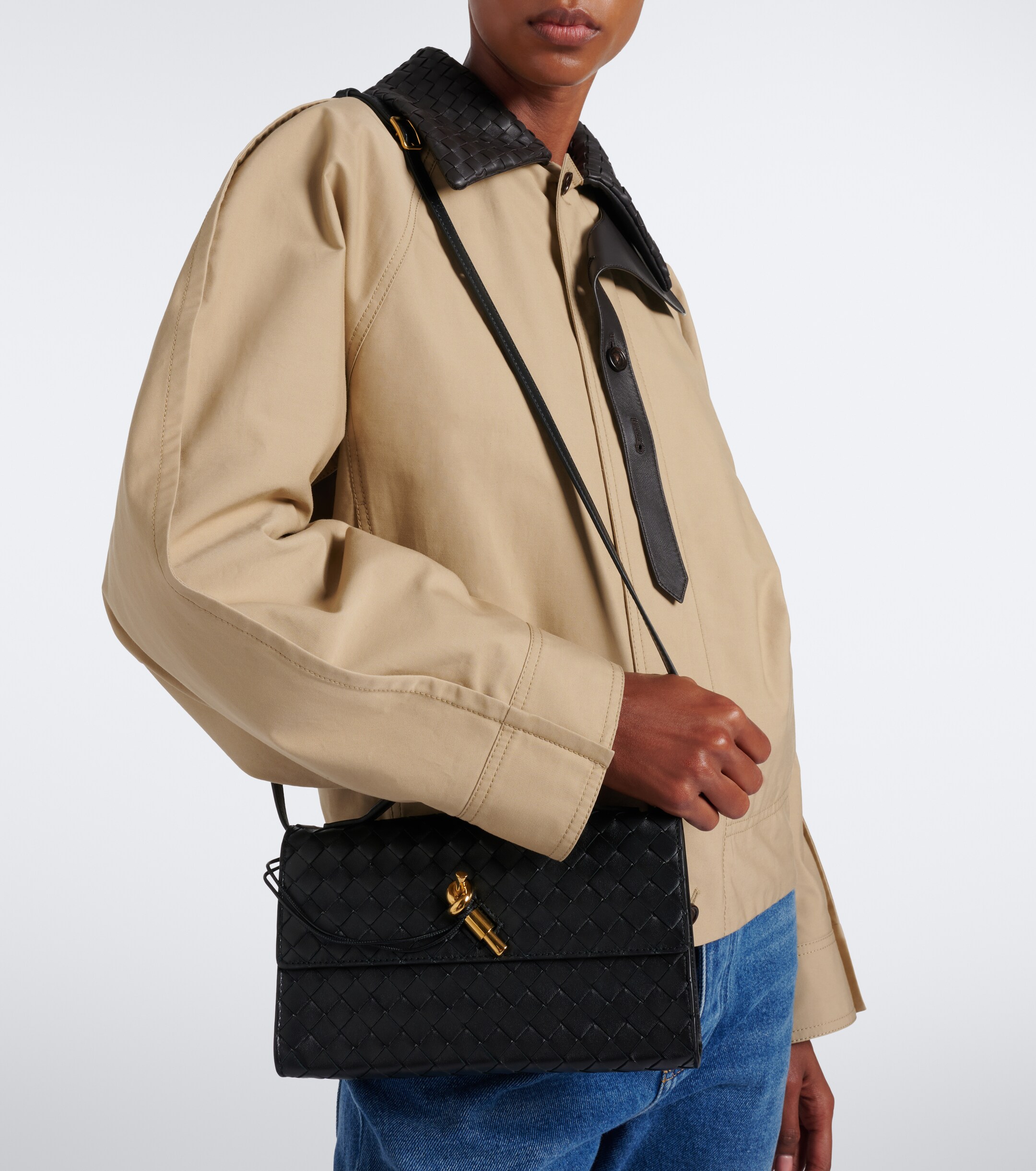 Bottega Veneta Andiamo Small Intrecciato leather clutch