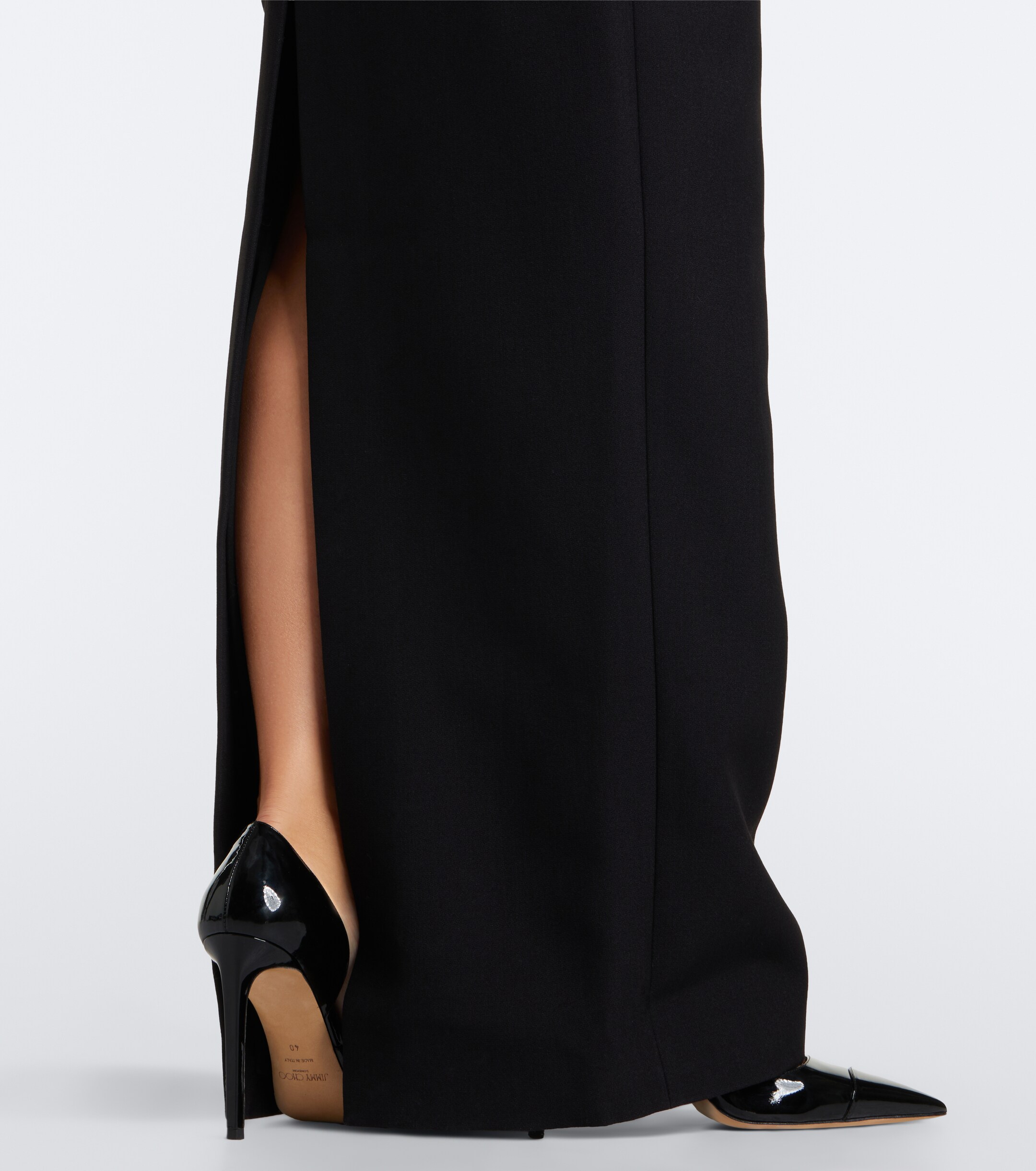 Roland Mouret Roland Mouret Embellished crêpe halterneck gown