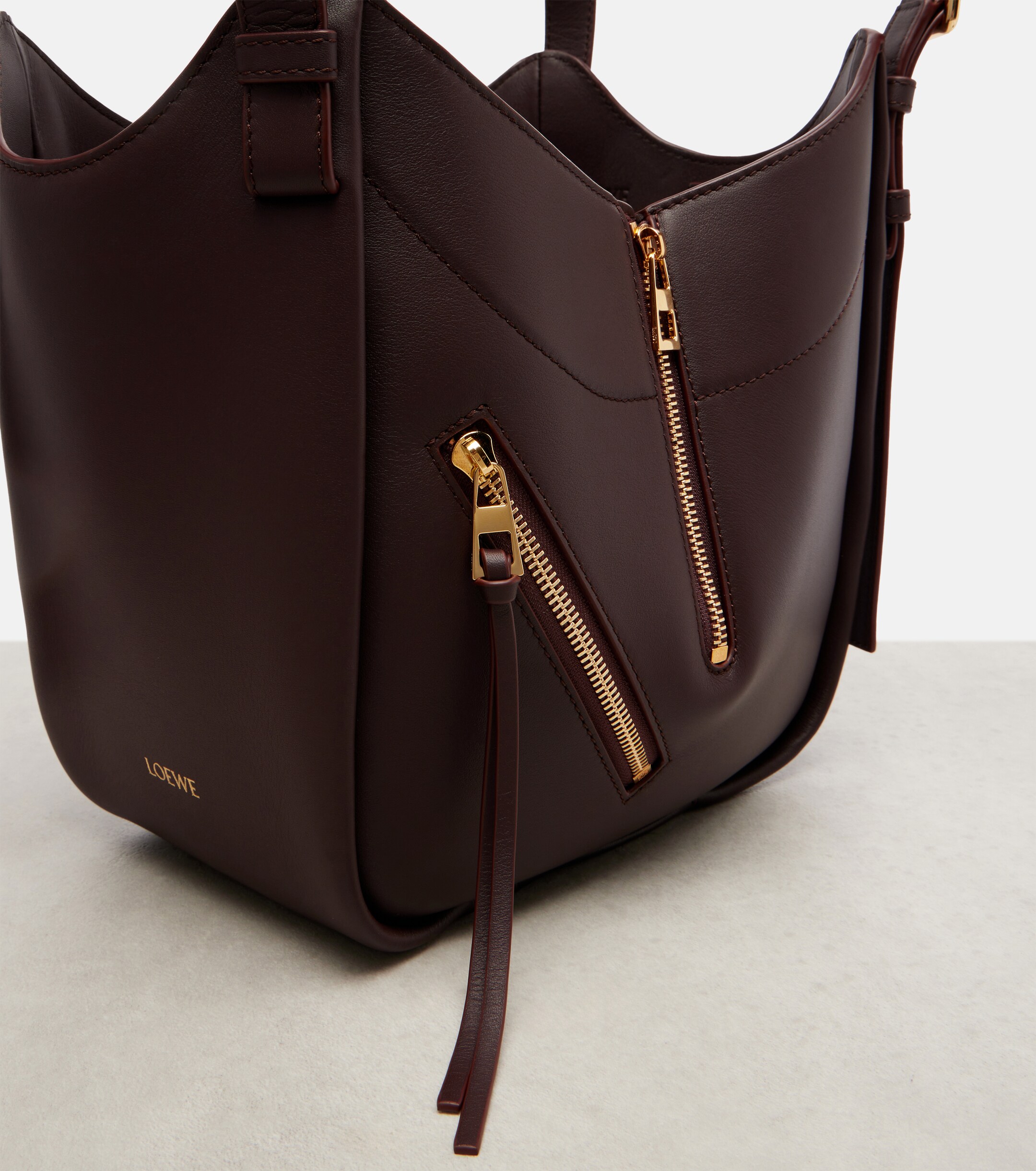 Loewe Hammock Flip Medium leather tote bag
