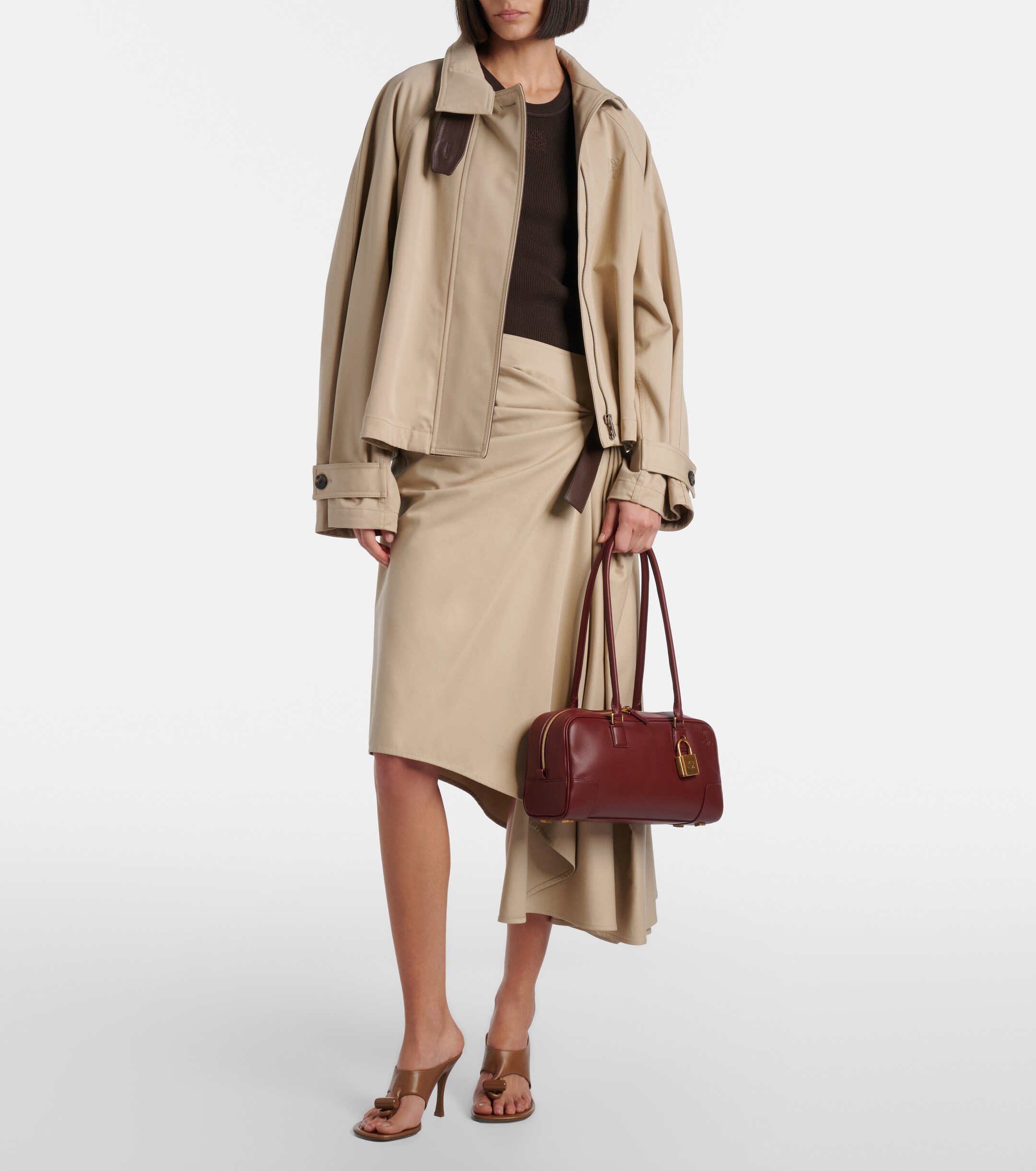 Loewe Amazona 31 leather shoulder bag