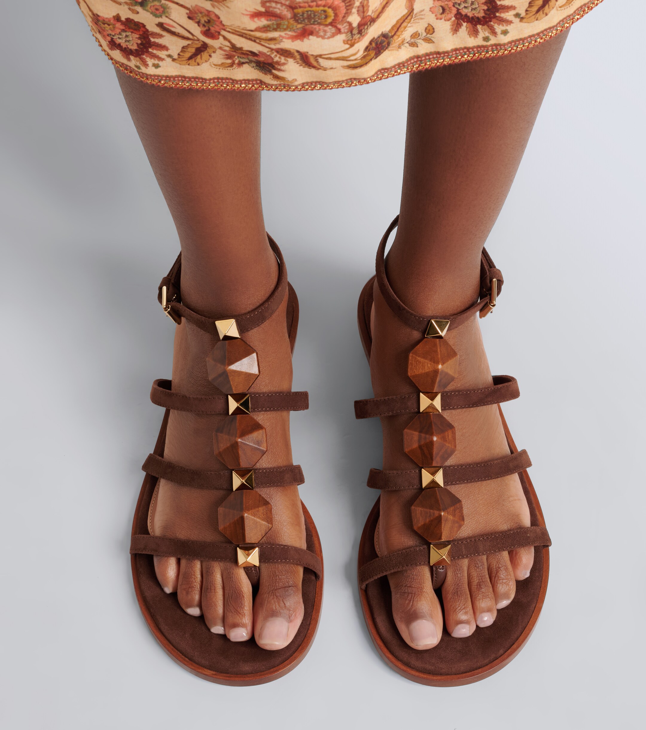 GIANVITO ROSSI Gianvito Rossi Studded suede thong sandals