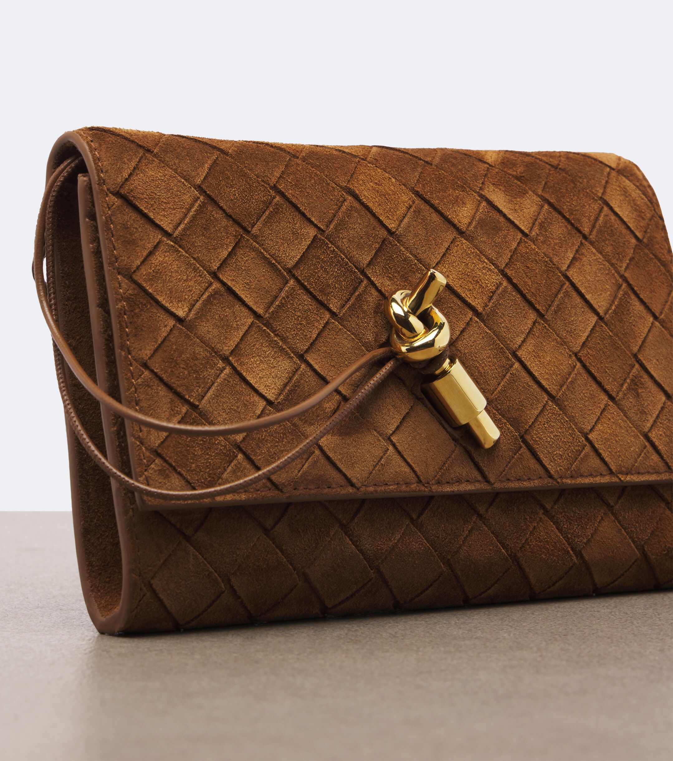 Bottega Veneta Bottega Veneta Andiamo Intrecciato suede pouch with strap