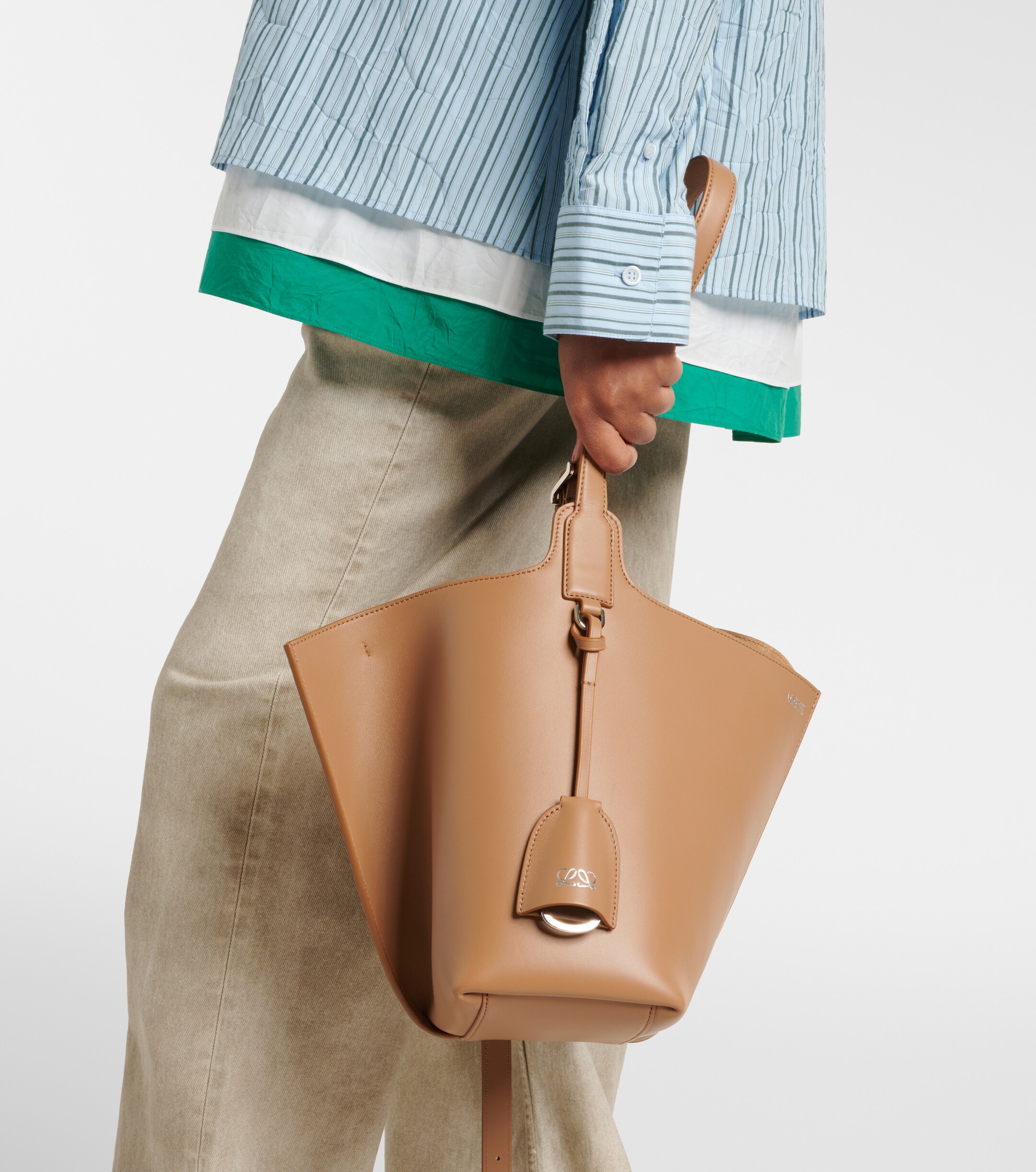 Loewe Bilbao Medium leather bucket bag